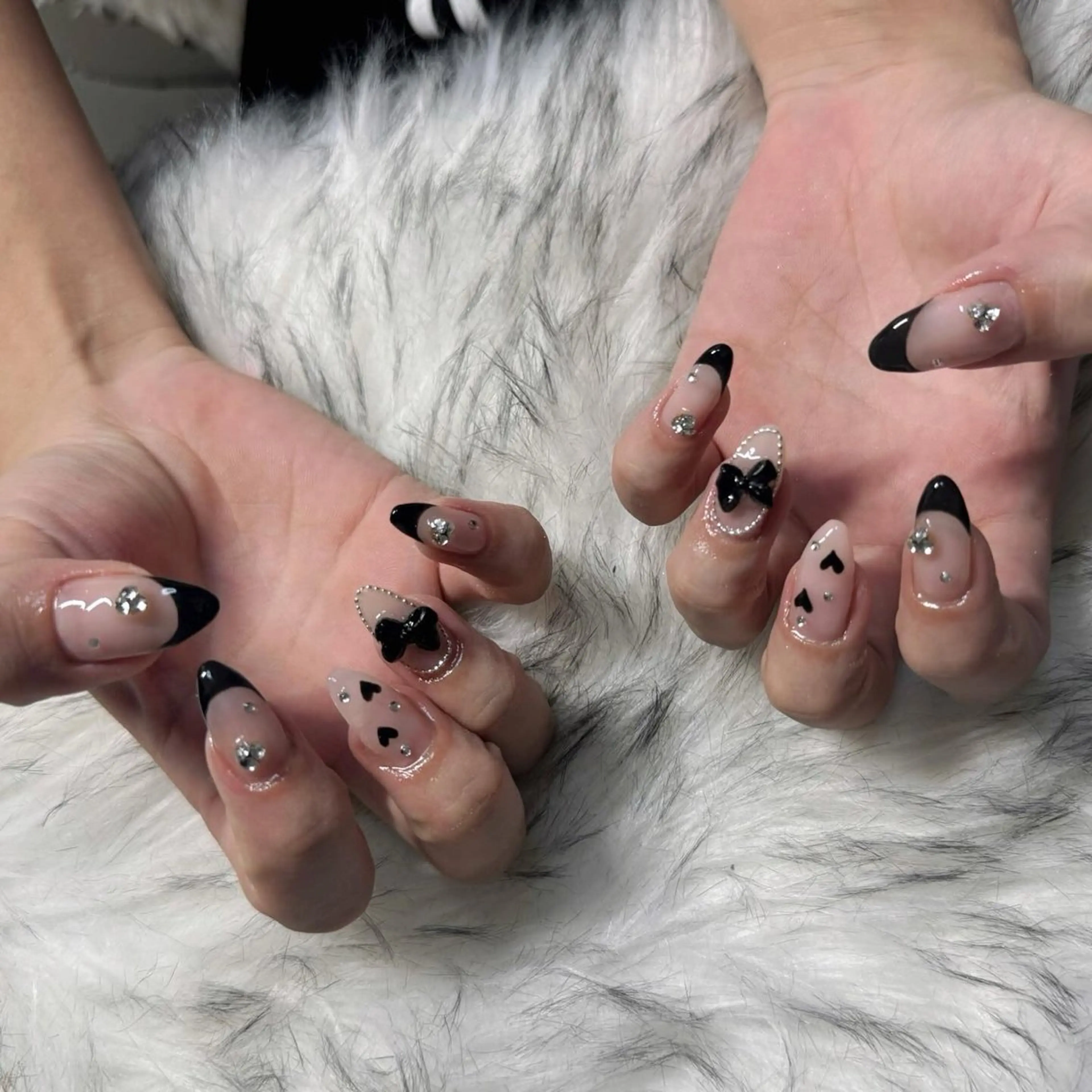 ミディアム ハンドネイル mao .のネイルデザイン