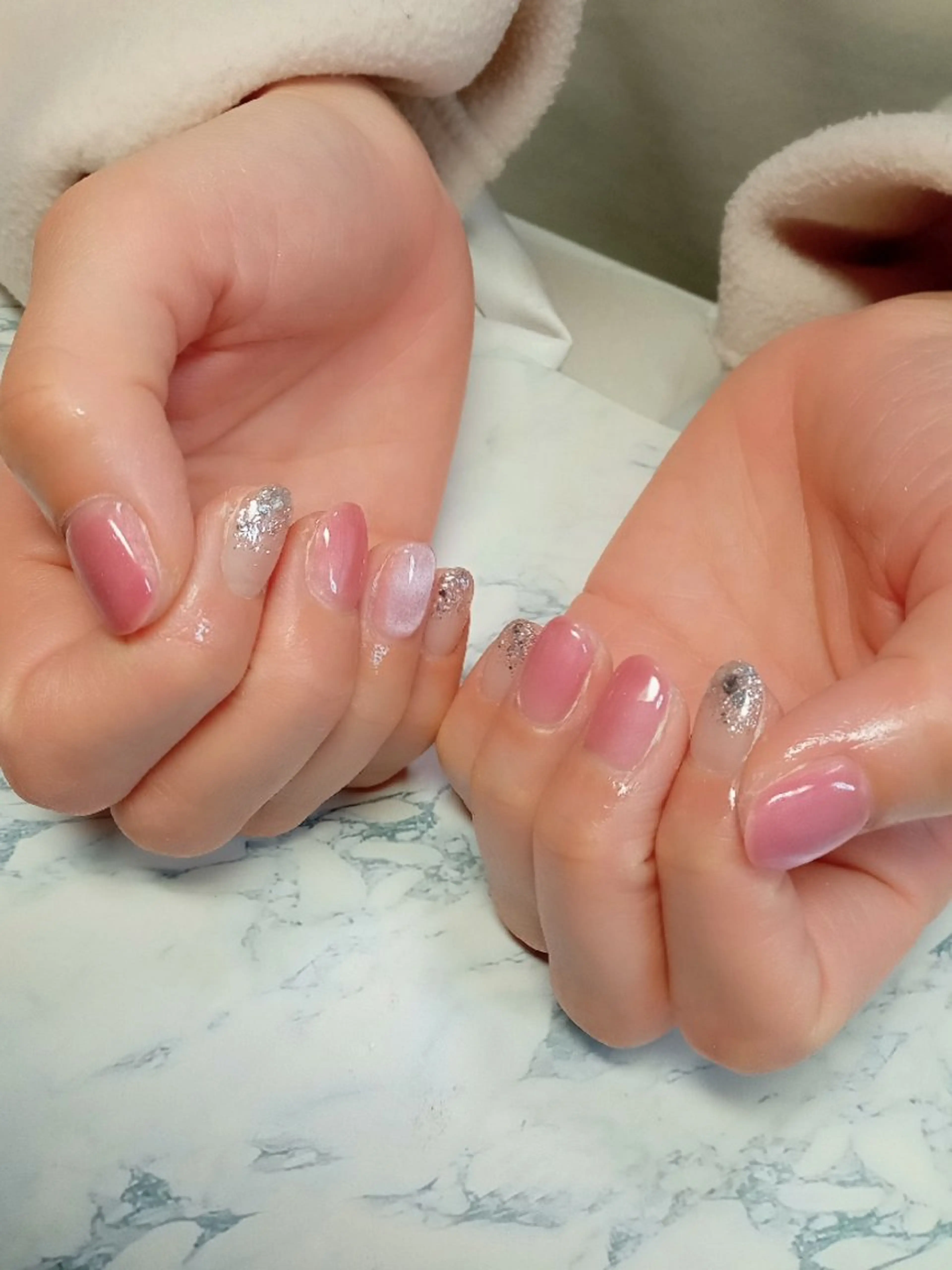 ネイル ハート キラキラネイル ラメ(グリッター) ラメグラデーション マグネットネイル ハンドネイル flure de neige yukiのネイルデザイン