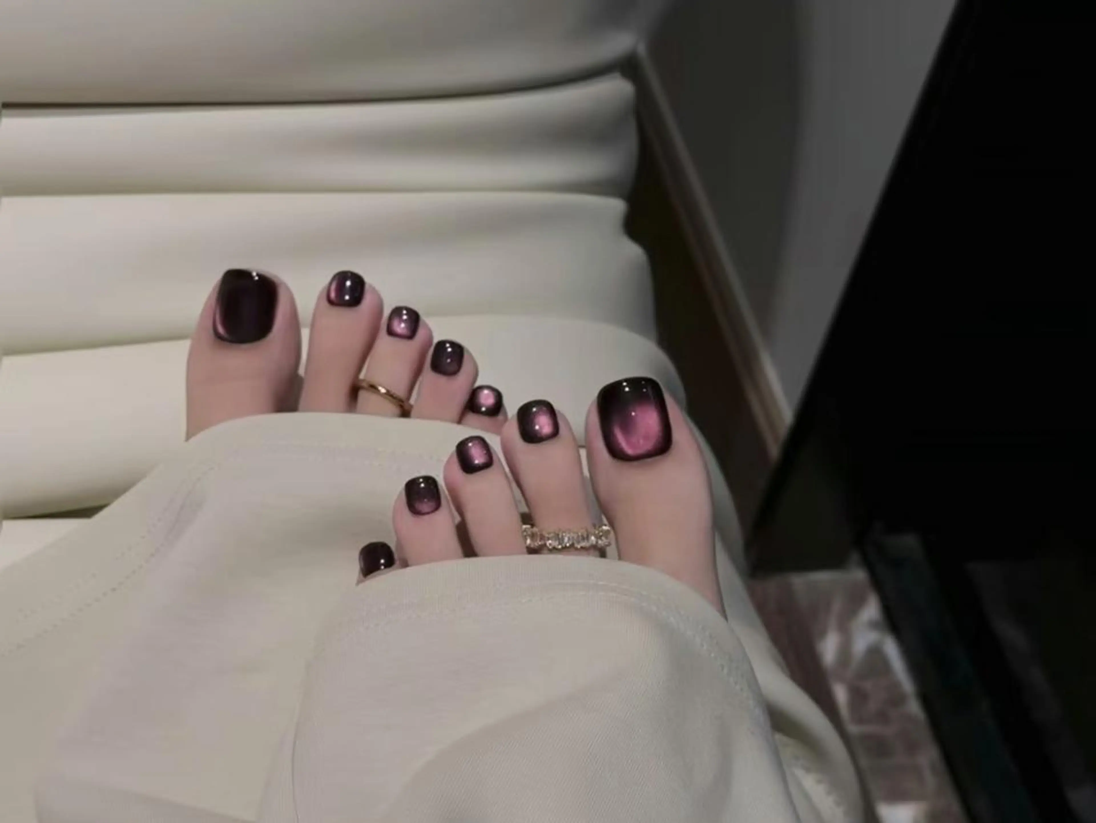 ネイル フットネイル ジェルネイル マグネットネイル オフィスネイル ワンカラーネイル フットネイル ハンドケア 🎀Sense Nail池袋店🎀のネイルデザイン