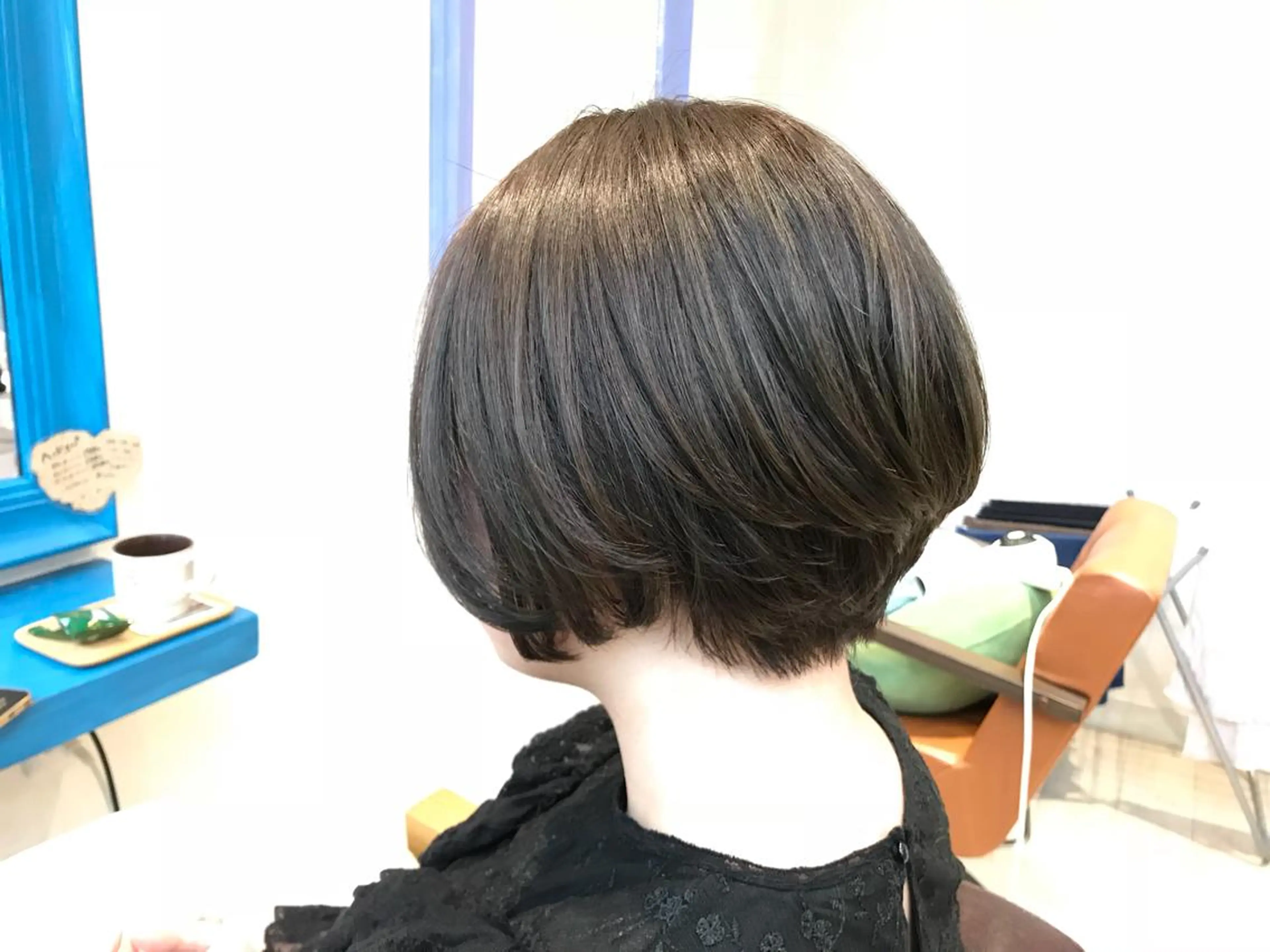 ショート カラー 黒髪 ブルーカラー ブルーブラック ハイライトカラー ハイライト メンズ指名多数!! SiLO 田島のヘアスタイル