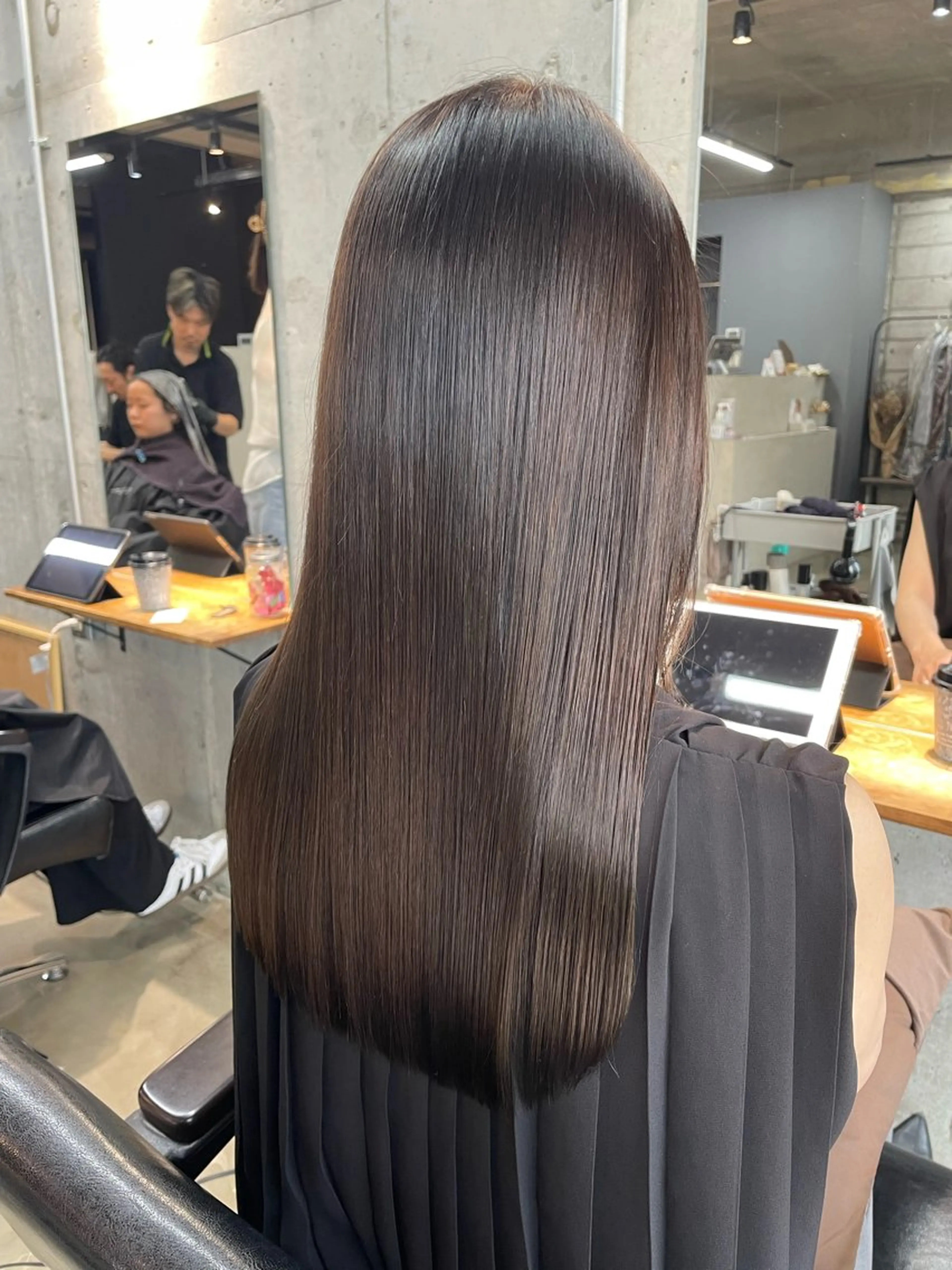 ロング 縮毛矯正 lowha 上尾所属・Lowha_ageo 💐Fuzukiのヘアスタイル