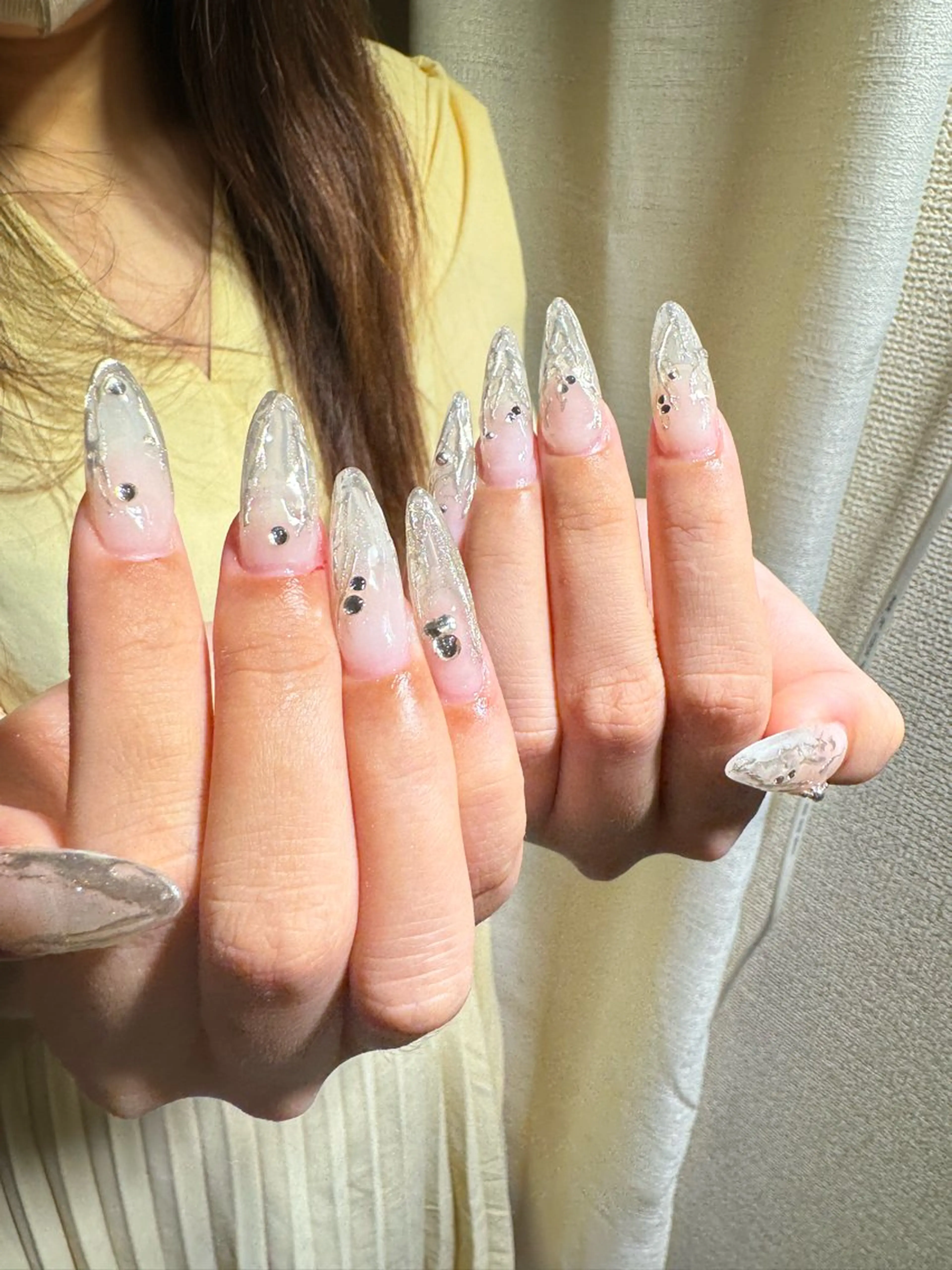 ネイル 大塚眉毛|ハンドケア |肌管理の眉毛・アイブロウイメージ