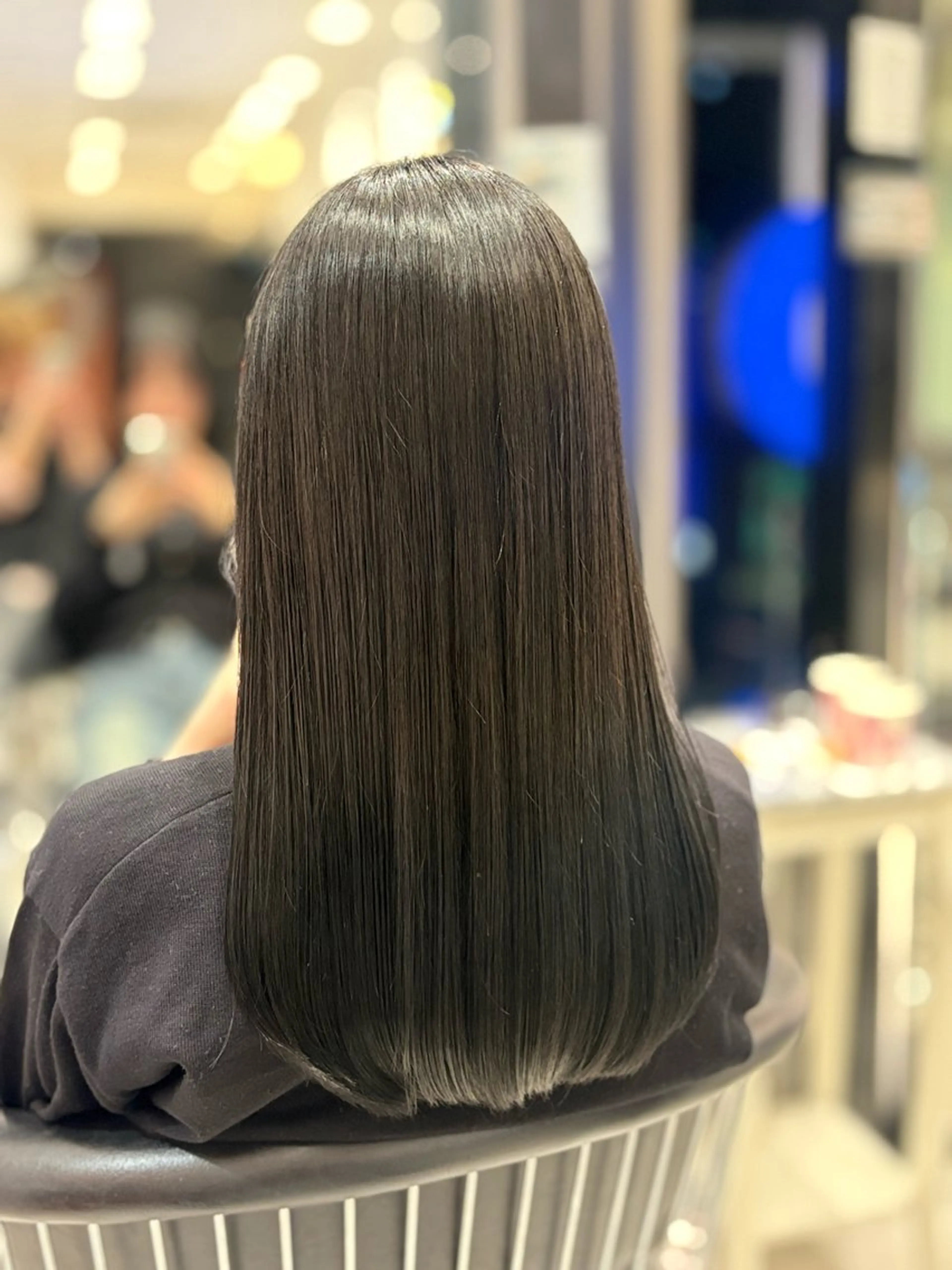 ロング カラー ヘアカラー 🫐寒色カラー🫐 あいみ🧚🏻のヘアスタイル