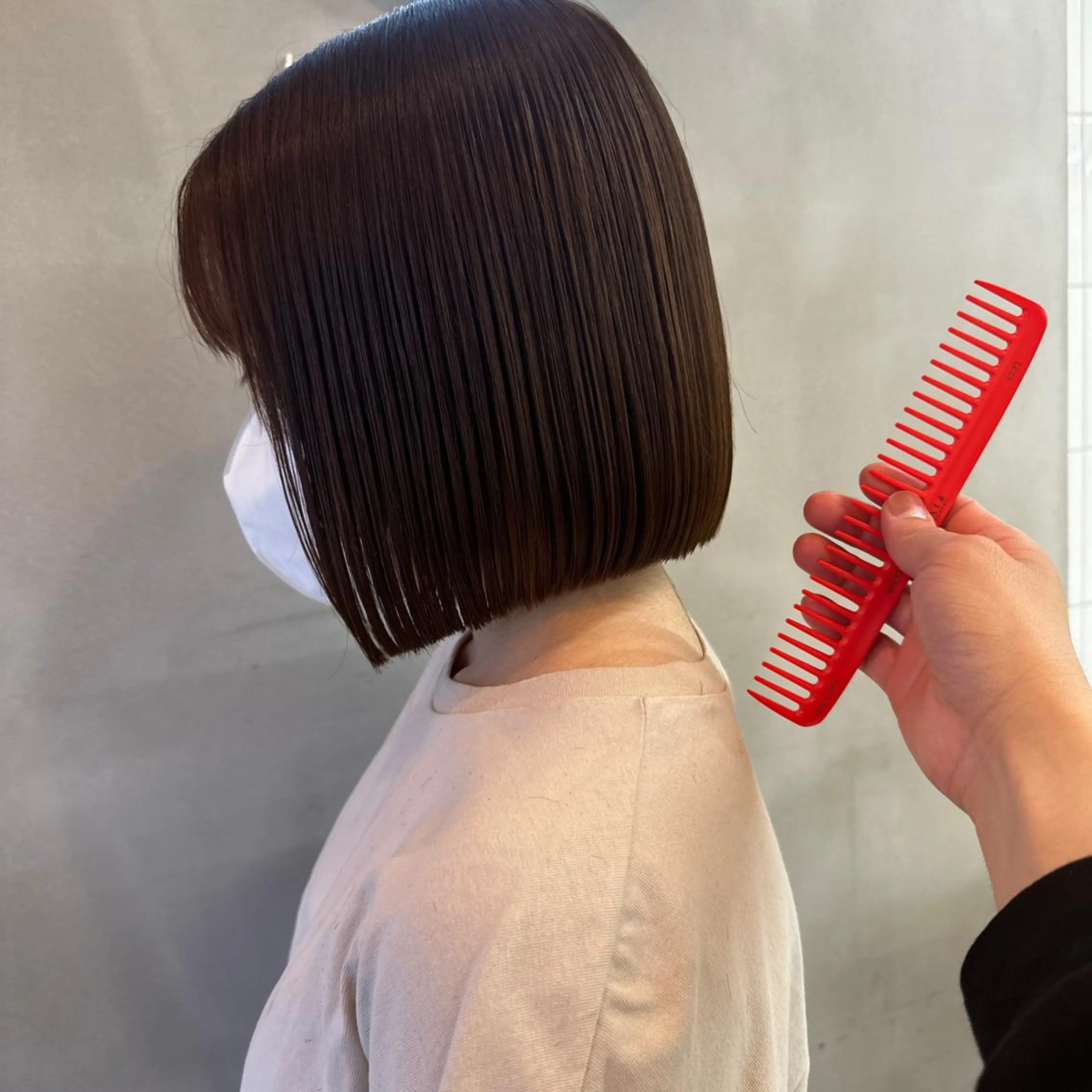 ミディアム カラー カット ヘアカラー トリートメント センターパート/ 暖色カラーayuのヘアスタイル