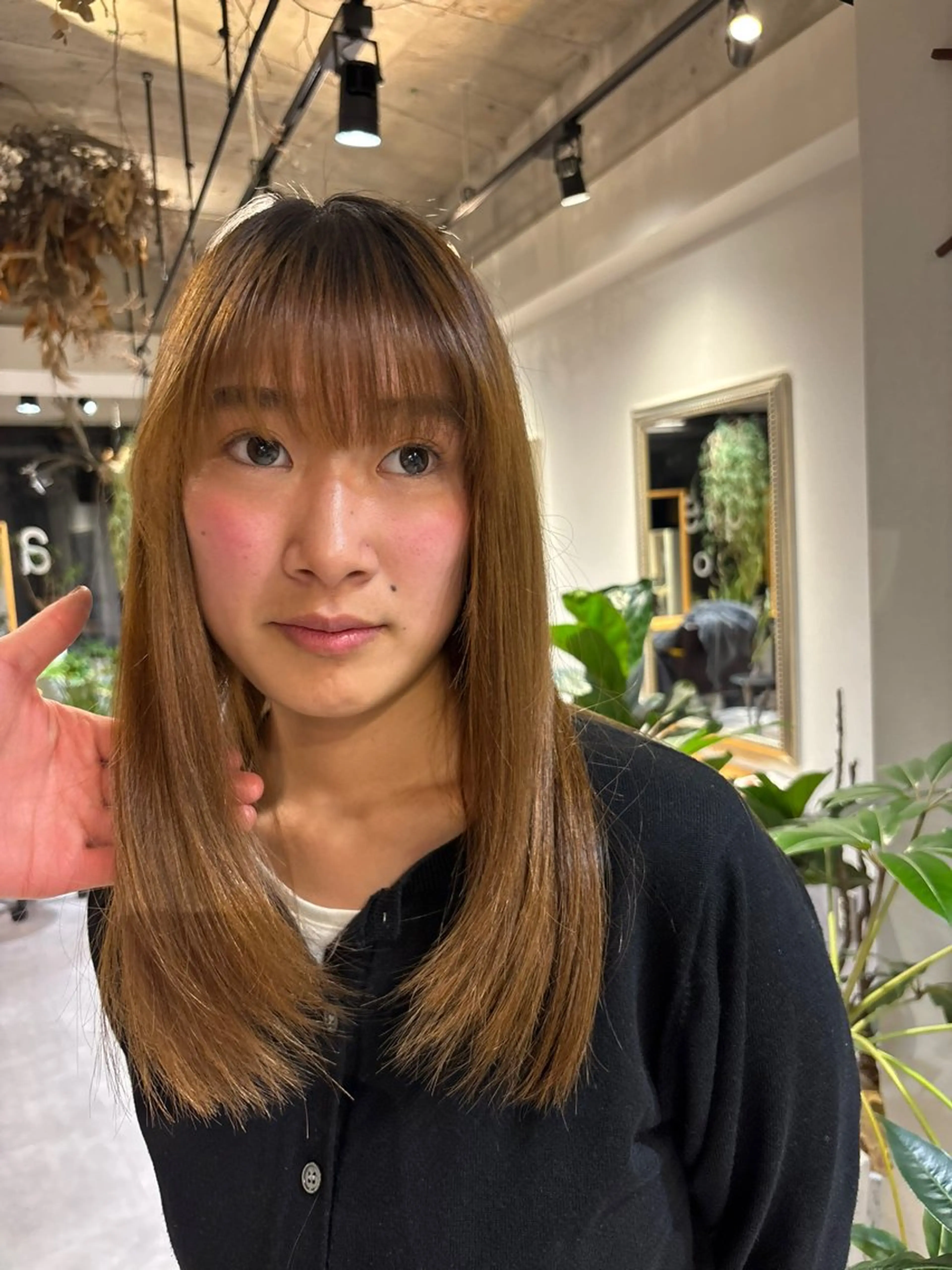 セミロング 女性のお客様100% 🩵/髙島隆世のヘアスタイル