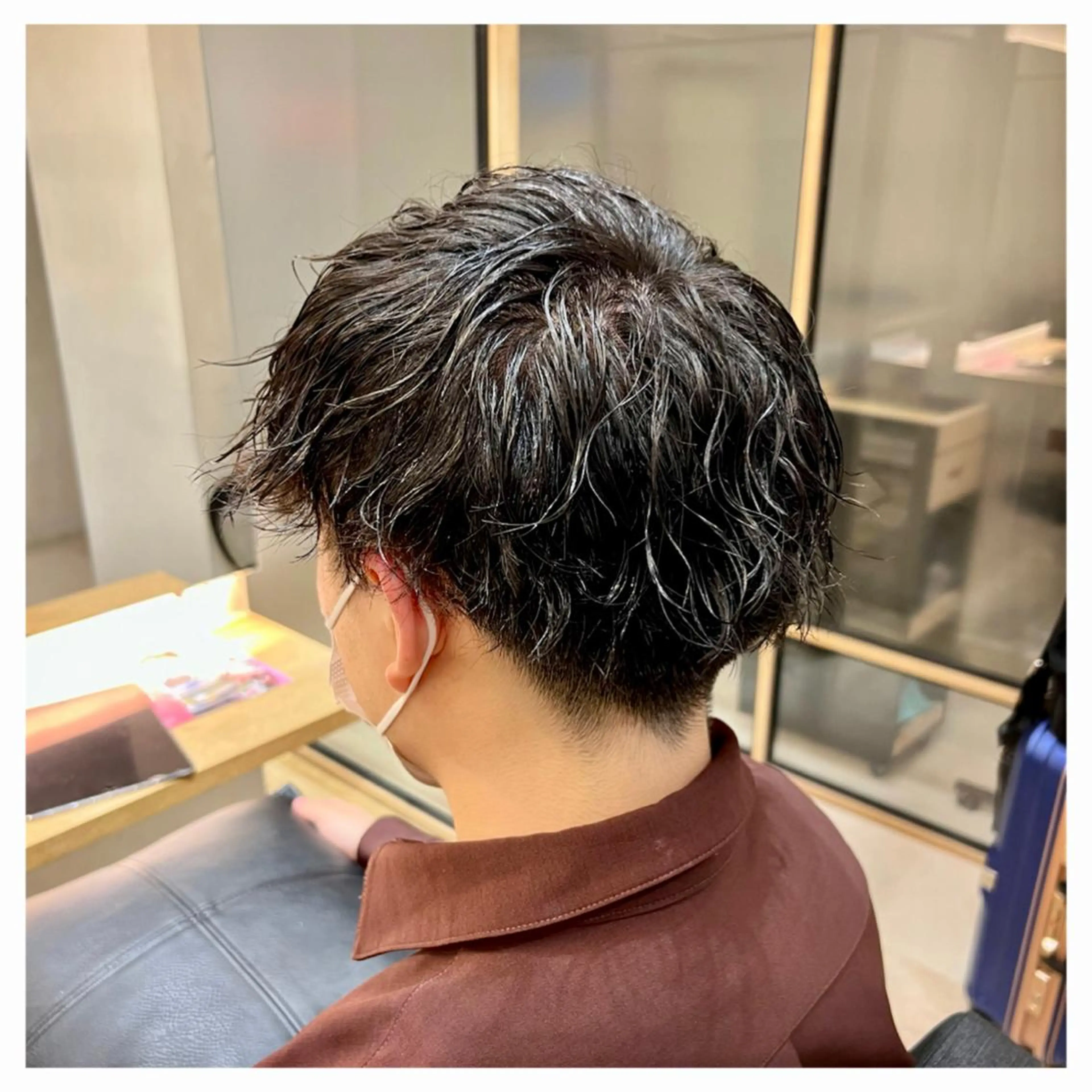 ショート パーマ メンズ メンズパーマ メンズツイストパーマ ツイストパーマ カット パーマ まちだ ひとみのヘアスタイル