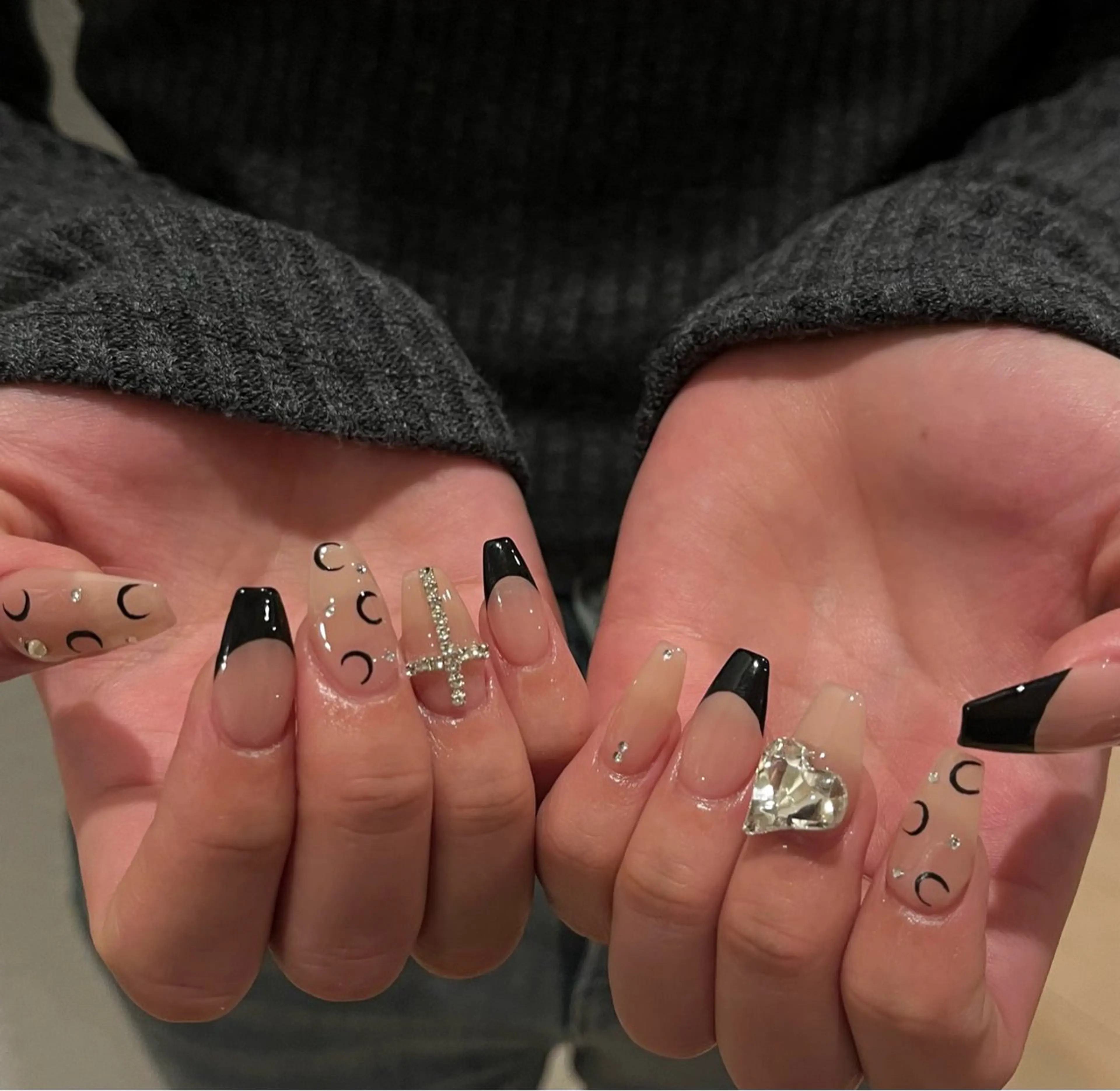 ネイル ハンドネイル 五十嵐 莉奈のネイルデザイン