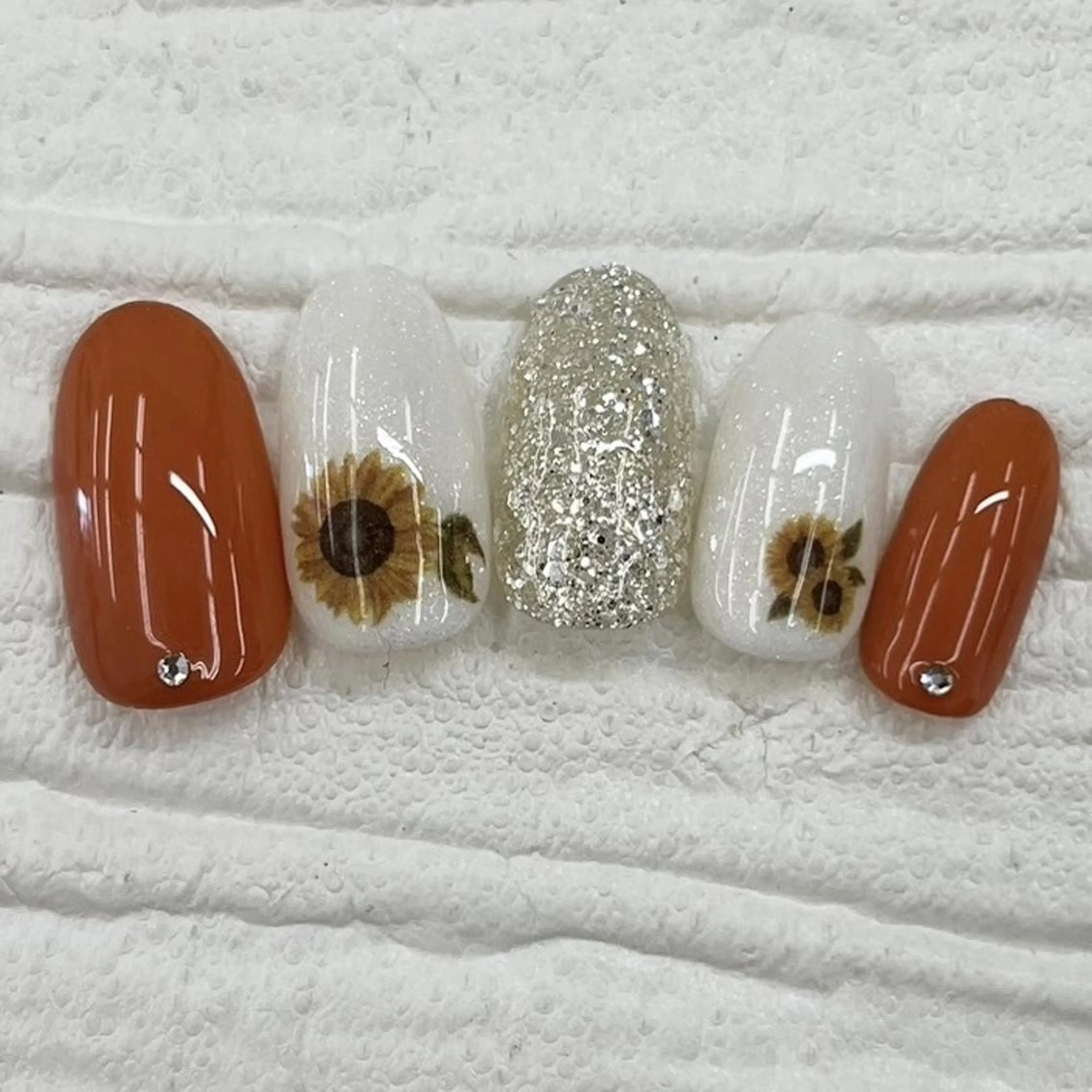 ネイル Nail salon Honey Beeのネイルデザイン