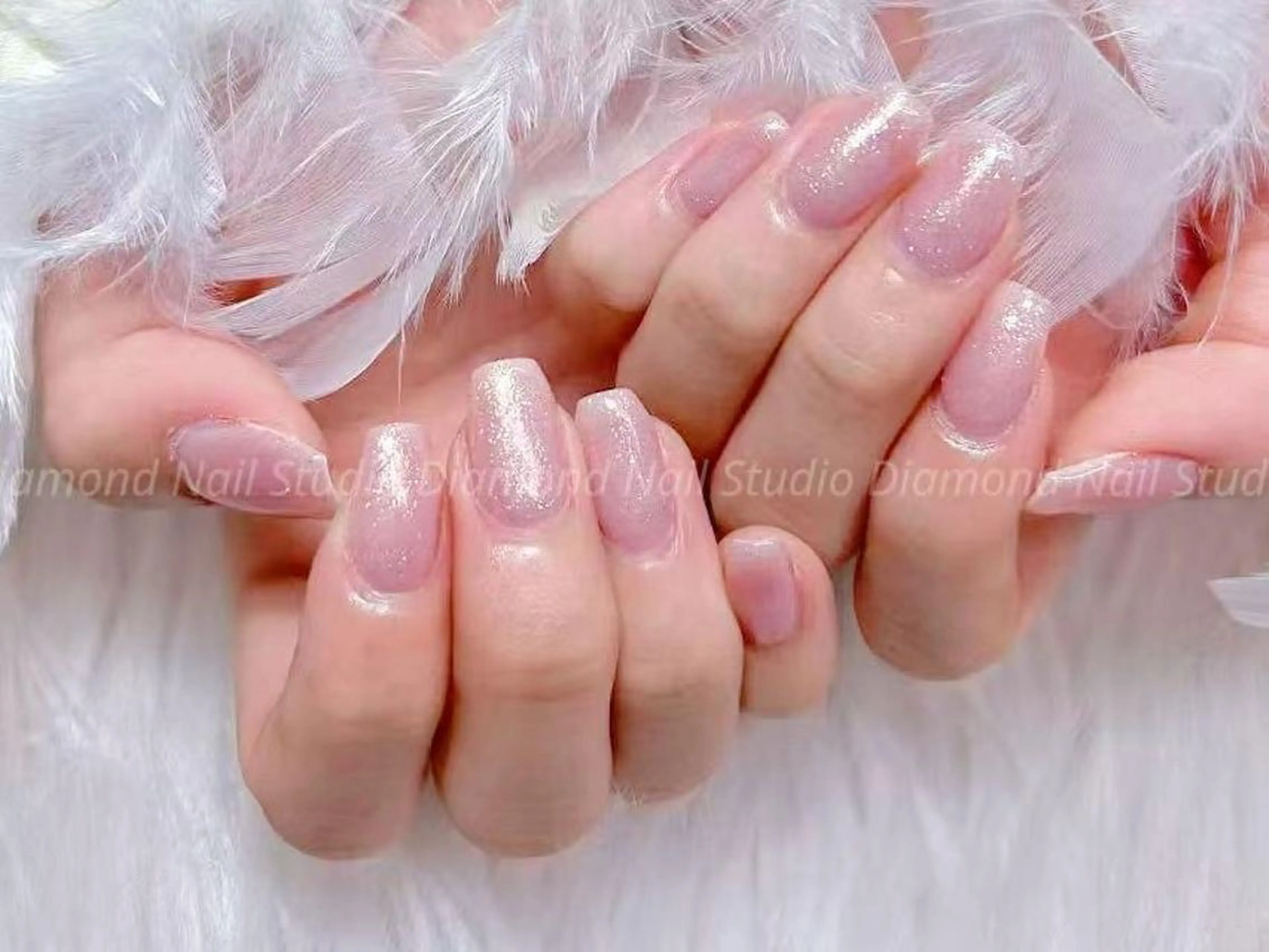 ネイル アートネイル オーロラネイル ガーリー キラキラネイル 韓国ネイル ハンドネイル ハンドケア Diamond 🚢のネイルデザイン