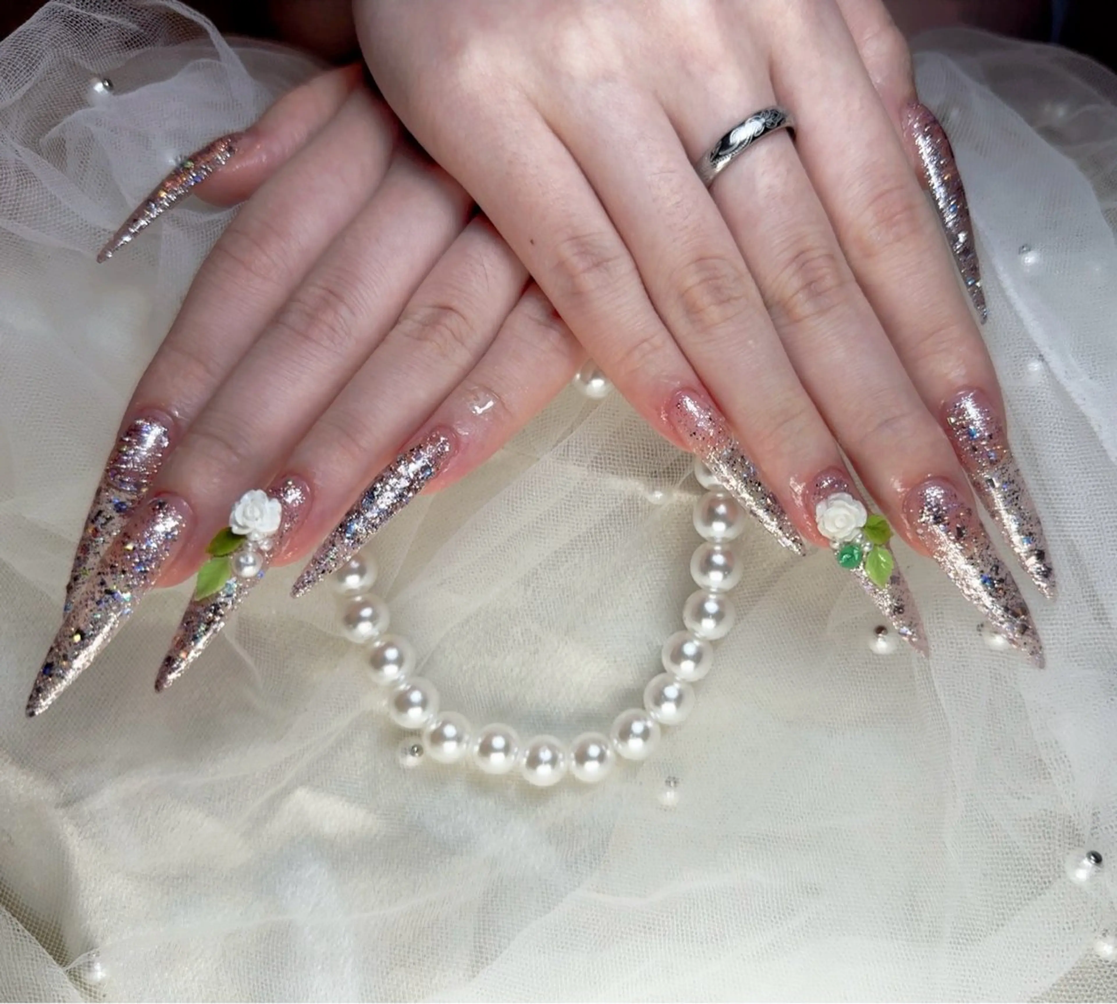 ネイル フラワーネイル ロングネイル 春ネイル 夏ネイル リセス 高田馬場のネイルデザイン