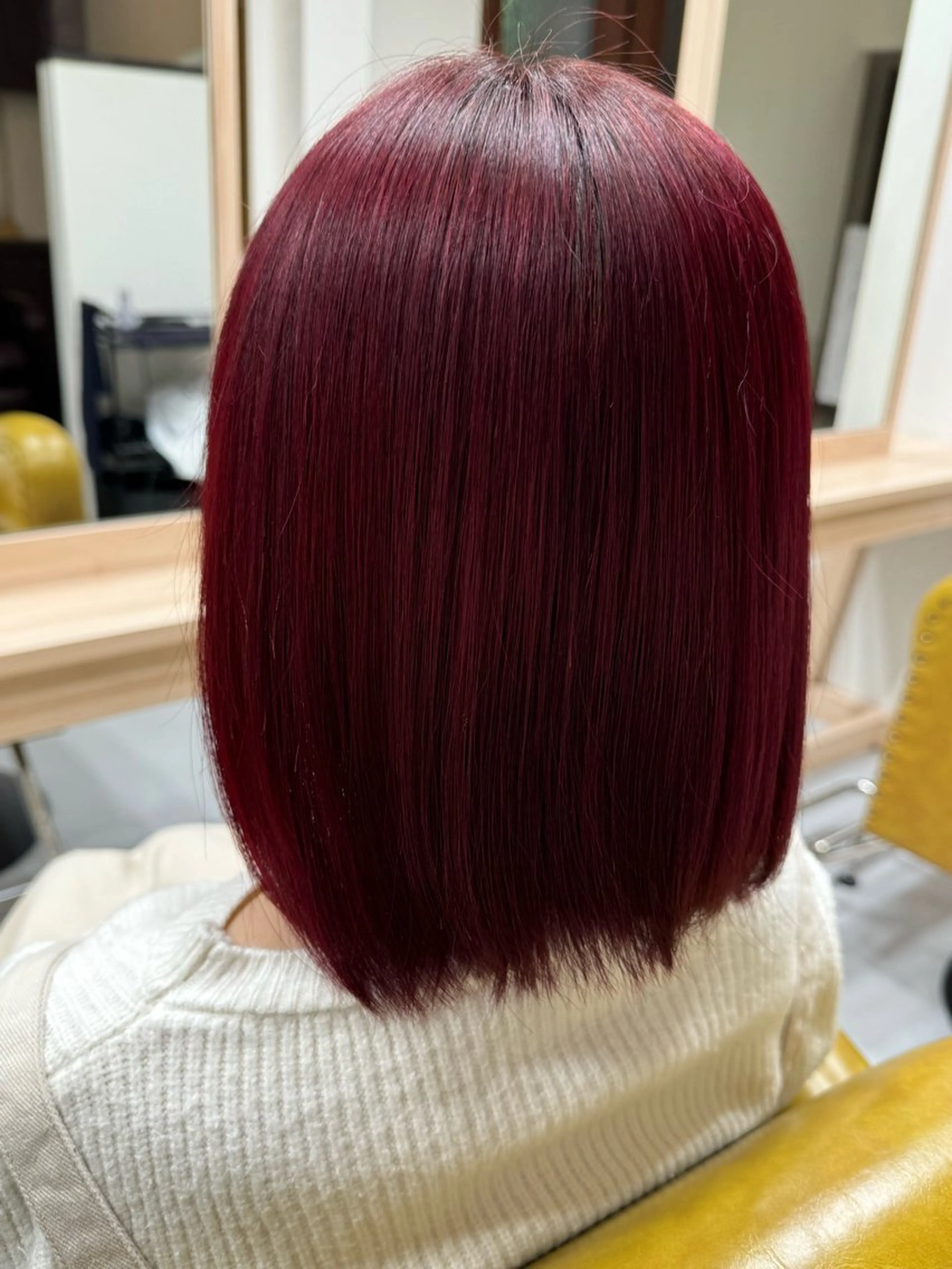 セミロング カラー 大内 カオリのヘアスタイル