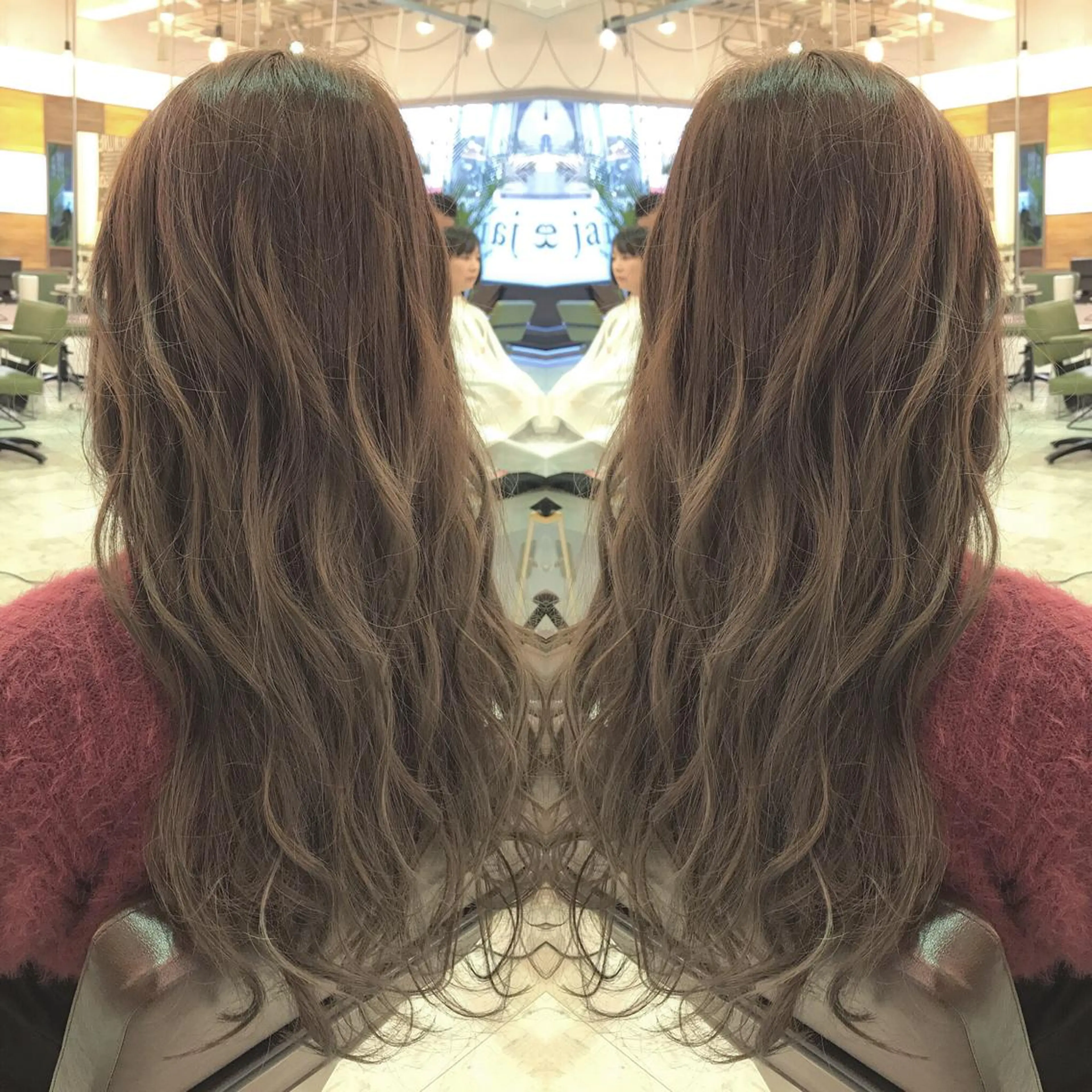 ロング カラー ハイライトカラー イルミナカラー ハイライト 青木 茂樹⭐️ 透明感カラーのヘアスタイル