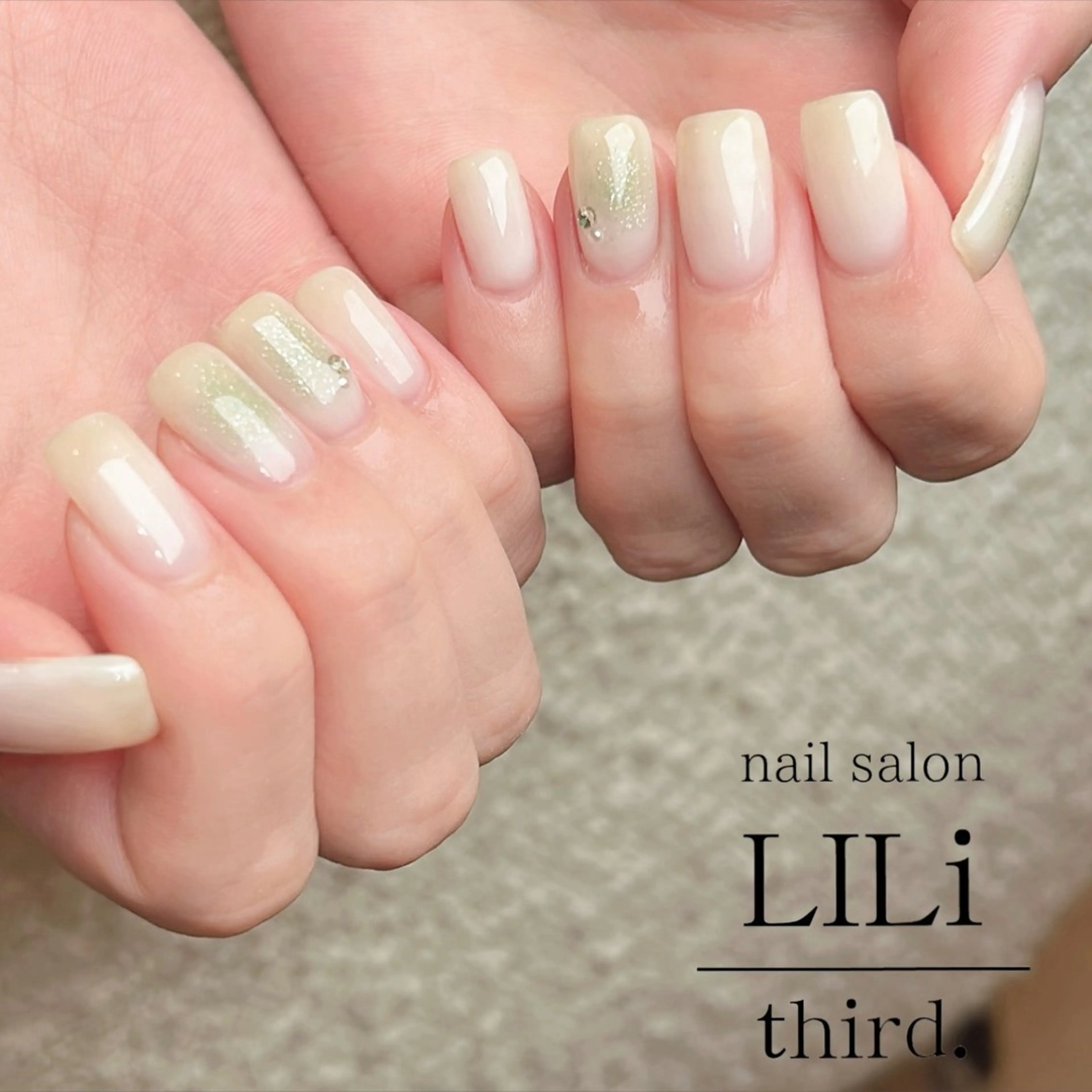 ネイル アートネイル オフィスネイル シンプルネイル nail salon LILi third.所属・Saya ᵕ̈*のネイルデザイン