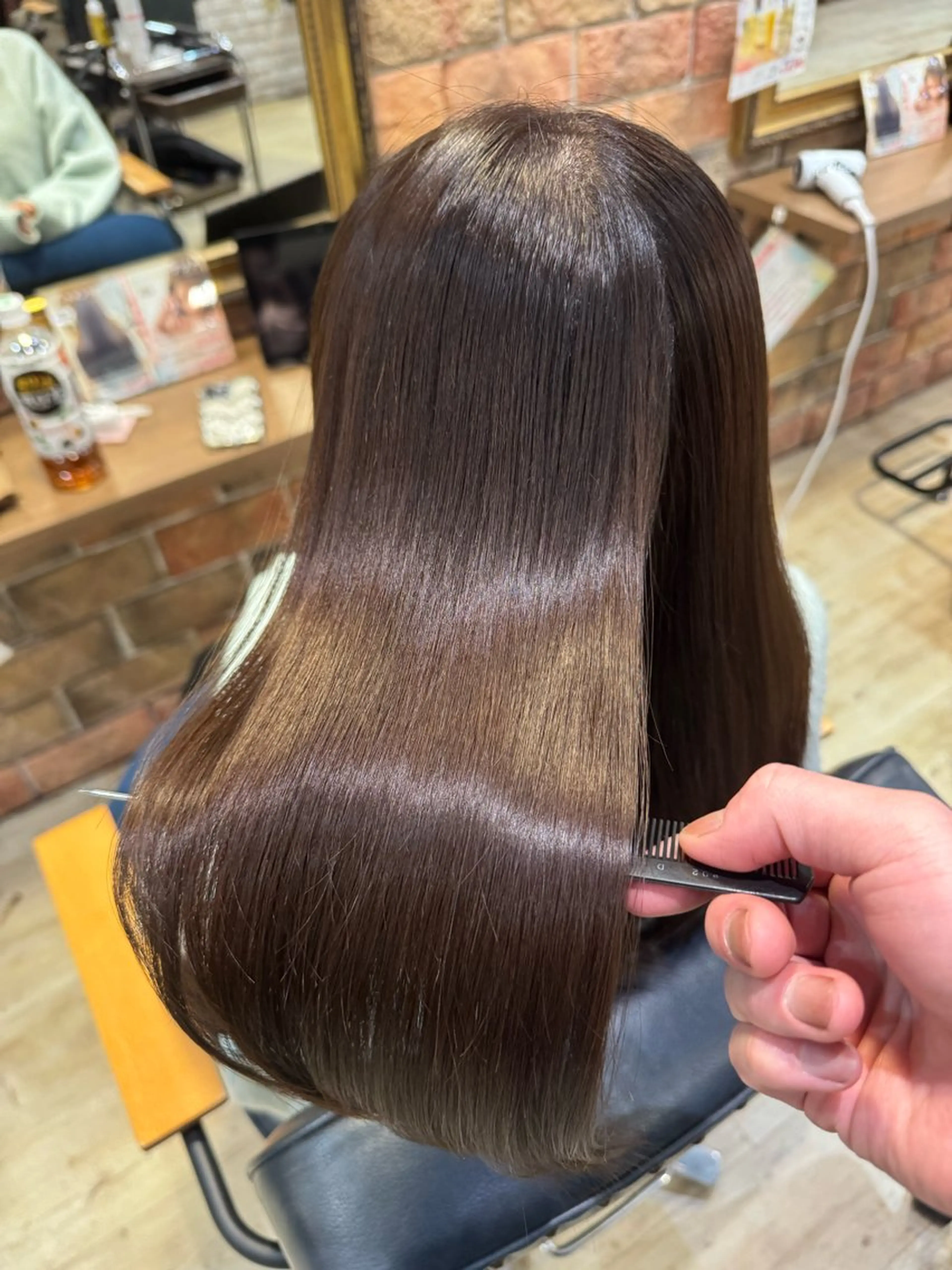 セミロング カット ヘアカラー 古川 流久のヘアスタイル