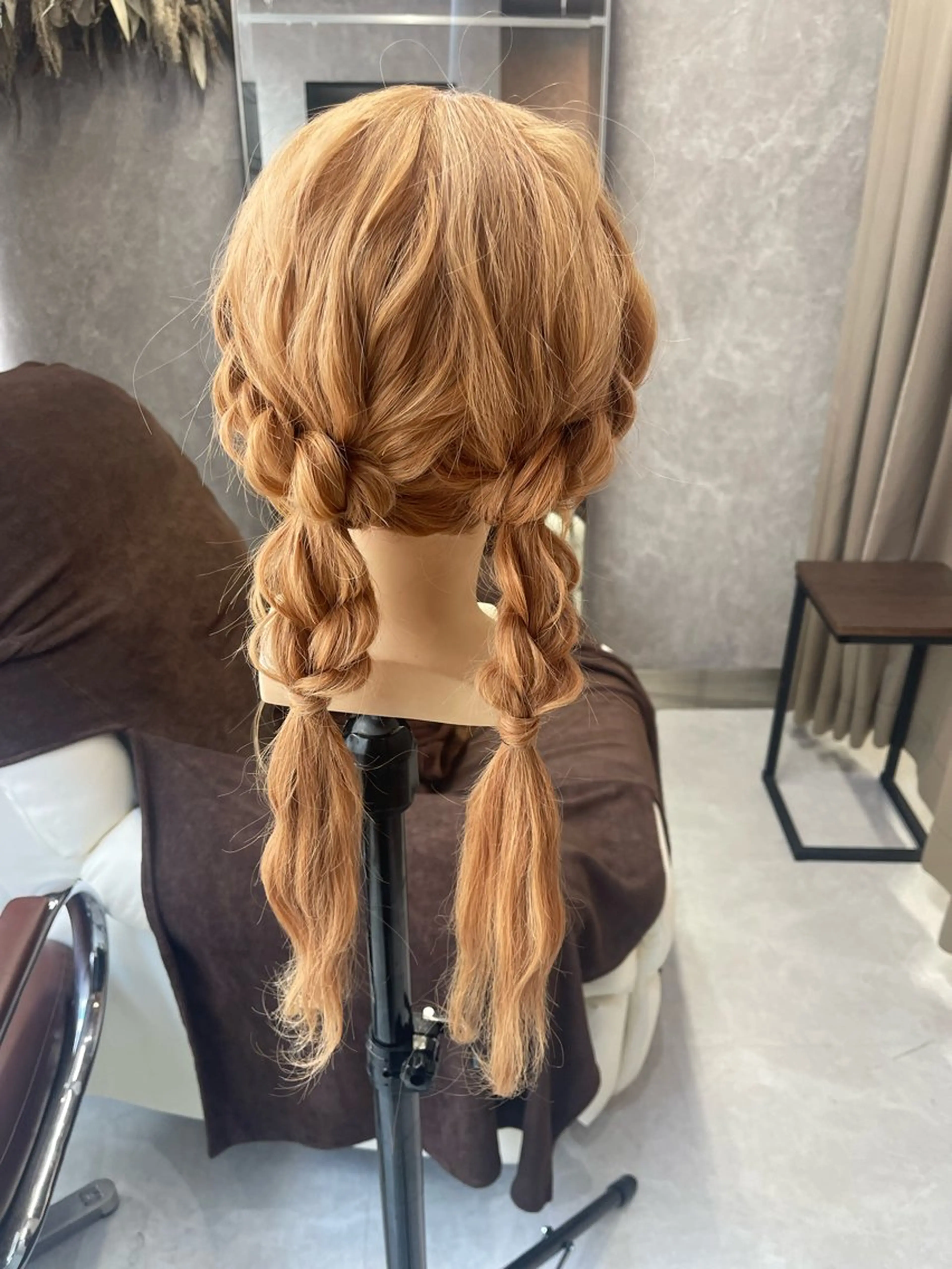 ロング ヘアセット Colore（コローレ）所属・顔タイプ/ダブルカラ ー/りりかのその他イメージ