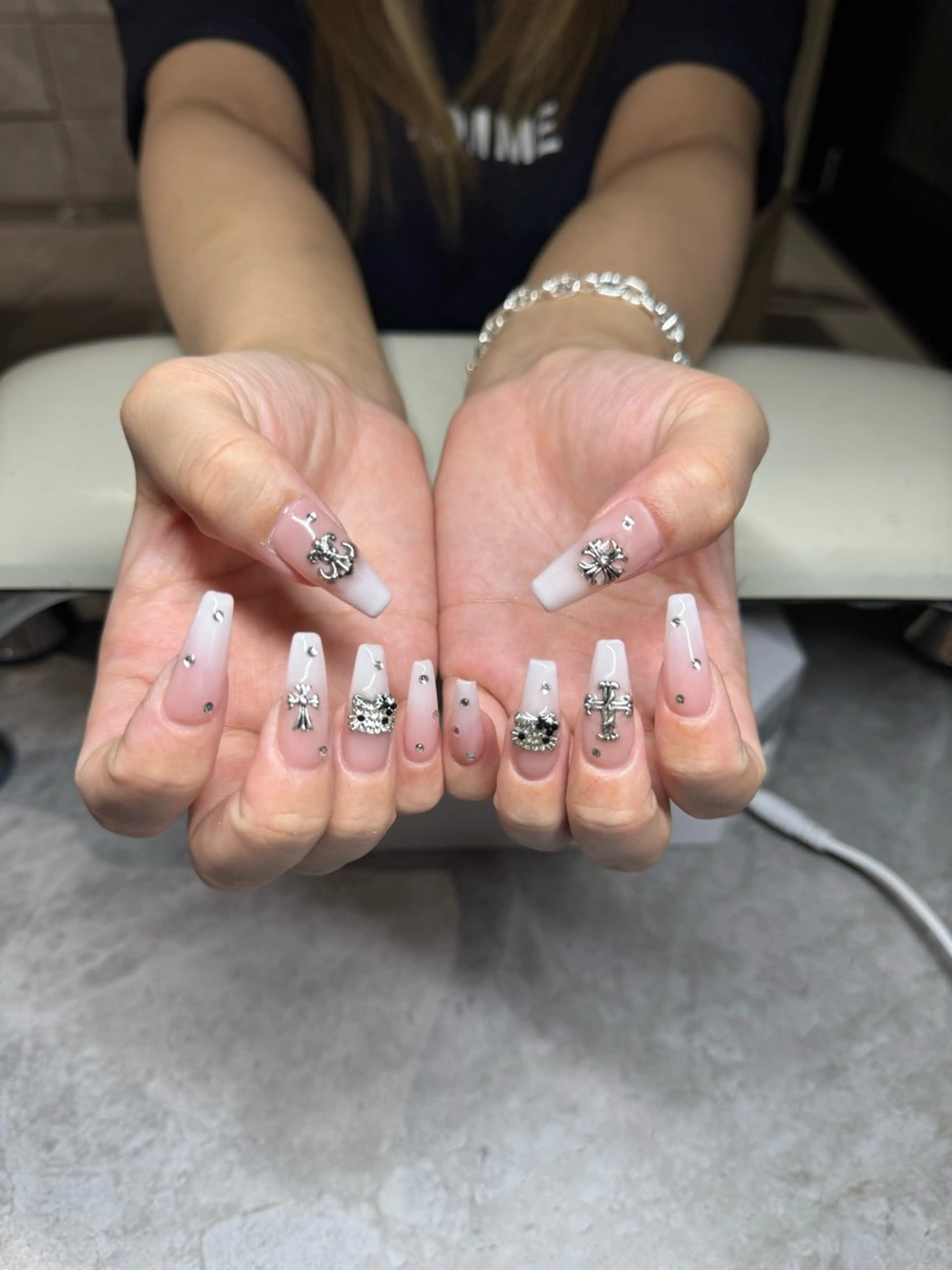 ネイル 持ち込み ハンドネイル IROHA NAIL 北村菜帆のネイルデザイン