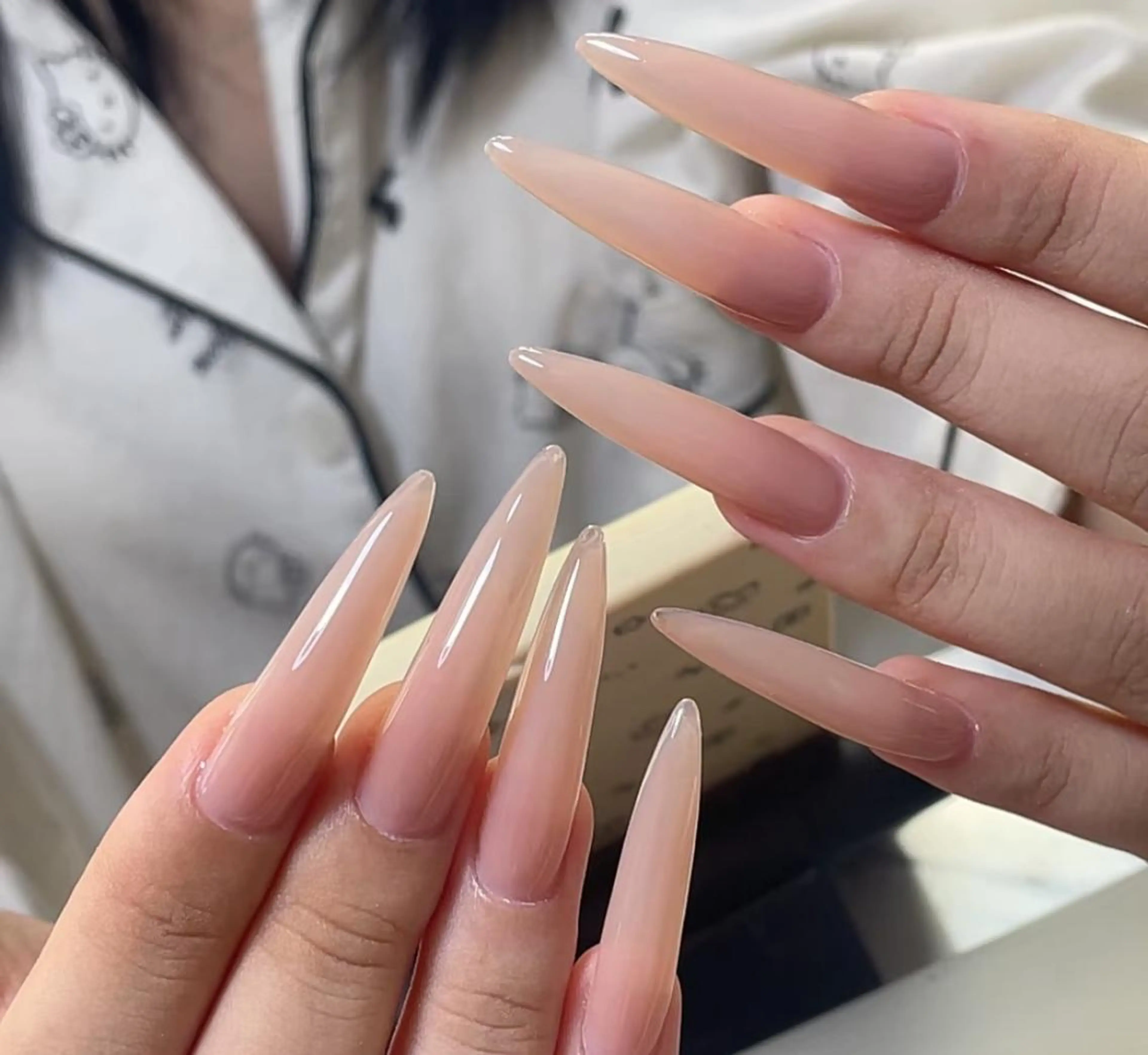 ネイル ハンドネイル 🎀 Ayaka_nailのネイルデザイン