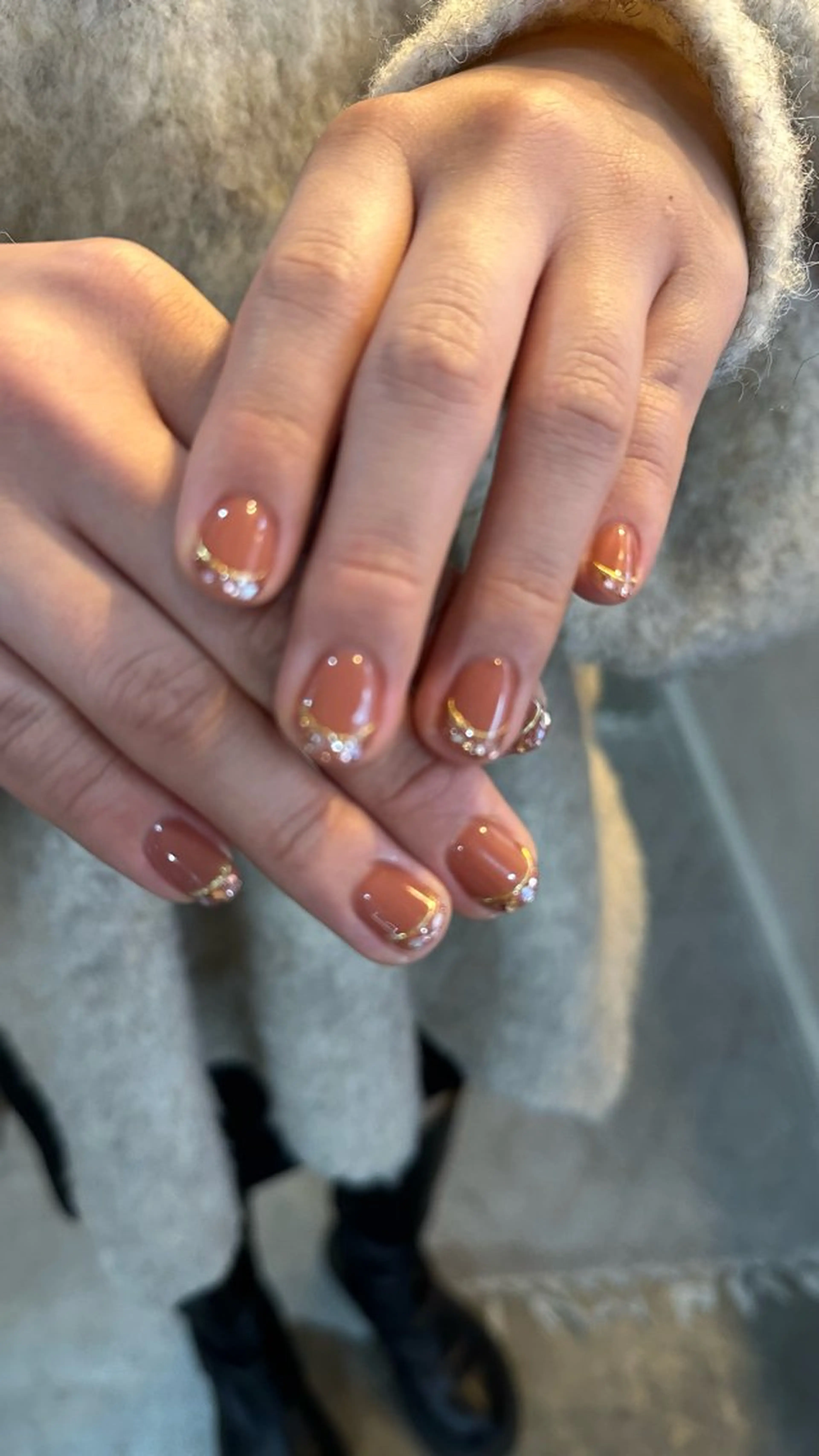 ネイル フレンチネイル ガラスフレンチ キラキラネイル scré as Ételのネイルデザイン