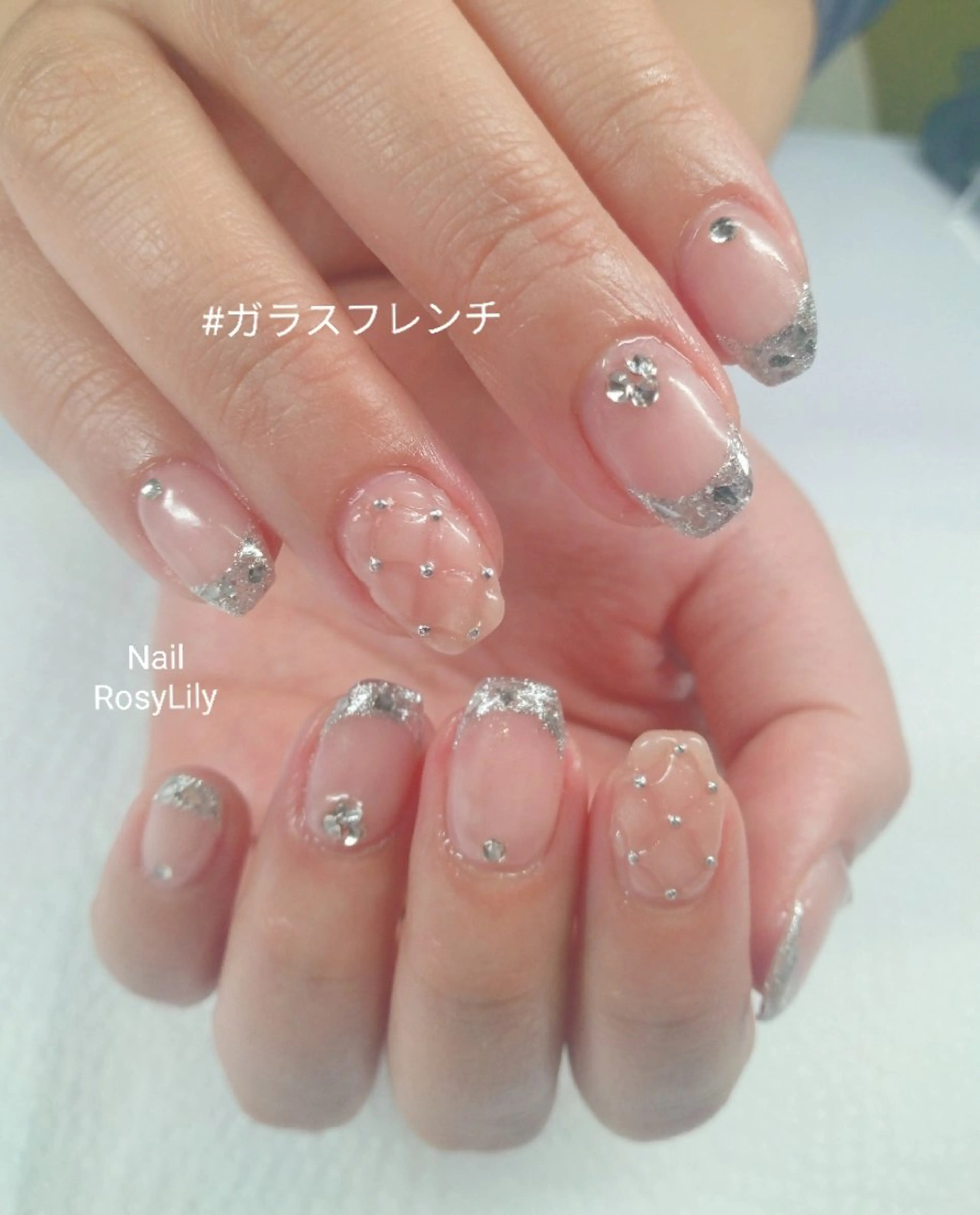 ガラスフレンチ★甘皮ケア+保湿込み♡の写真