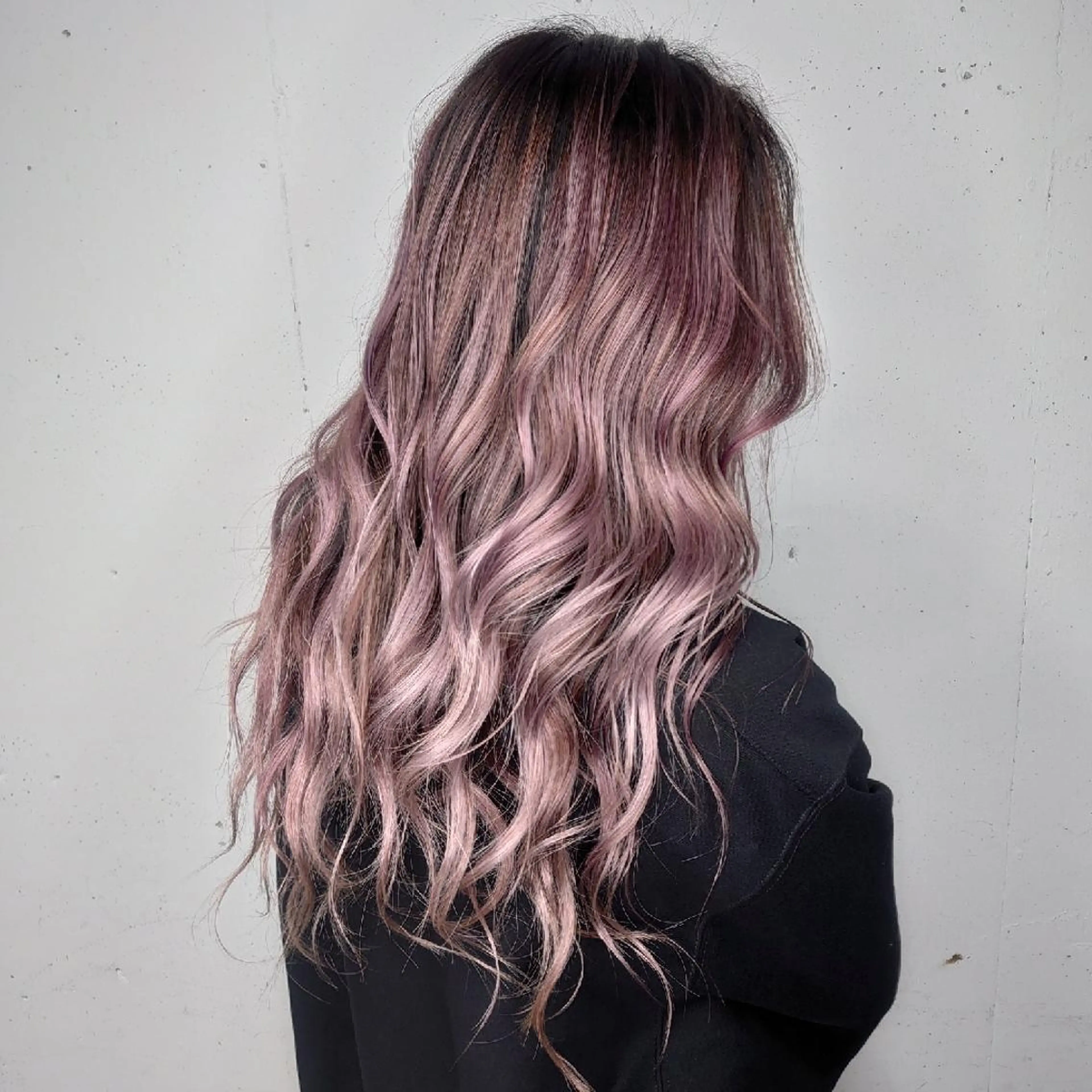 ロング ヘアアレンジ カラー グレージュ ラベンダーカラー ラベンダーグレージュ ラベンダーグレー カット ヘアカラー E Komo hair所属・Wow❕E Komo hair 永井一輝のヘアスタイル