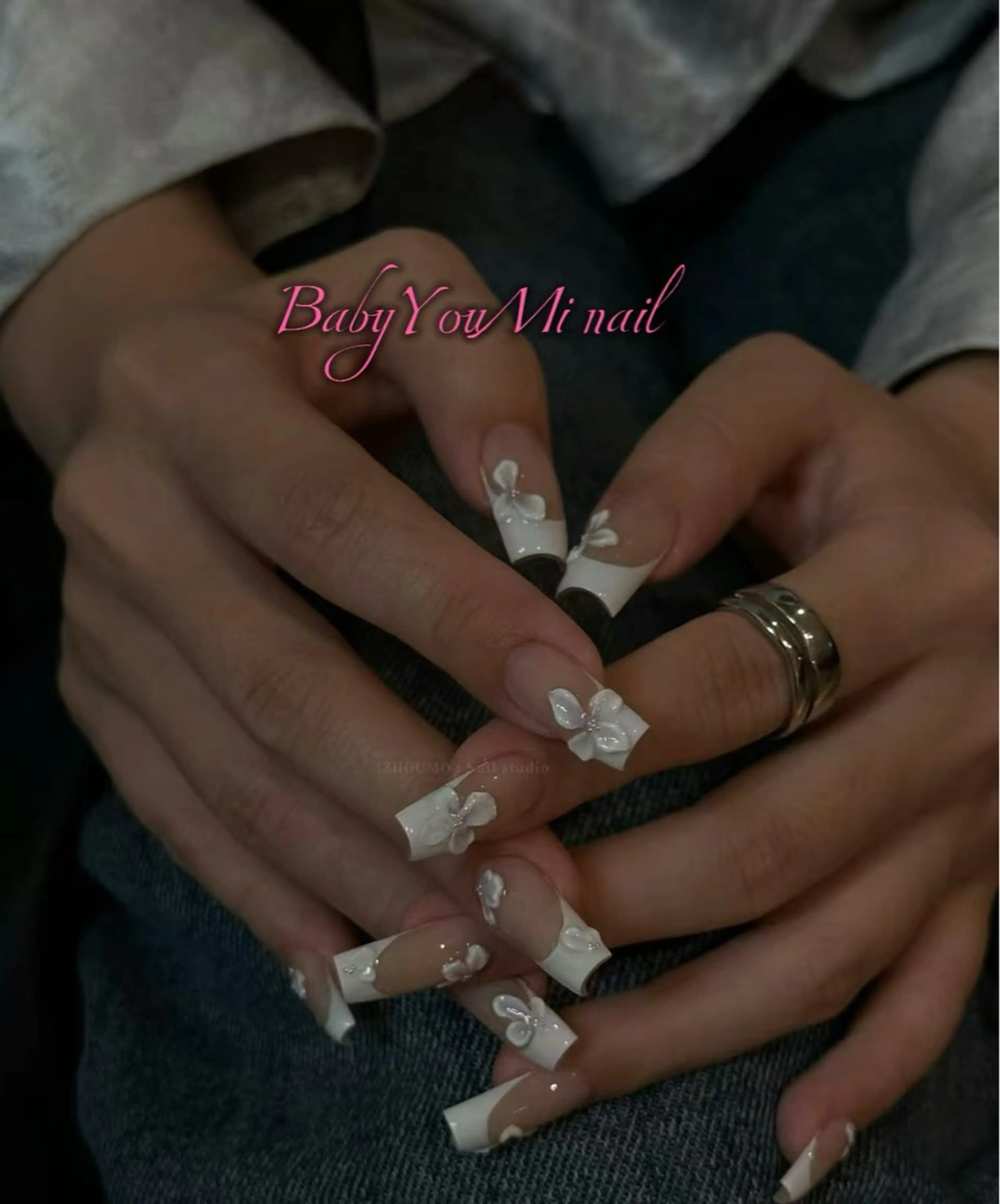 ネイル オーロラネイル フラワーネイル フットネイル フレンチネイル ジェルネイル ハンドネイル BabyYouMi nailのネイルデザイン