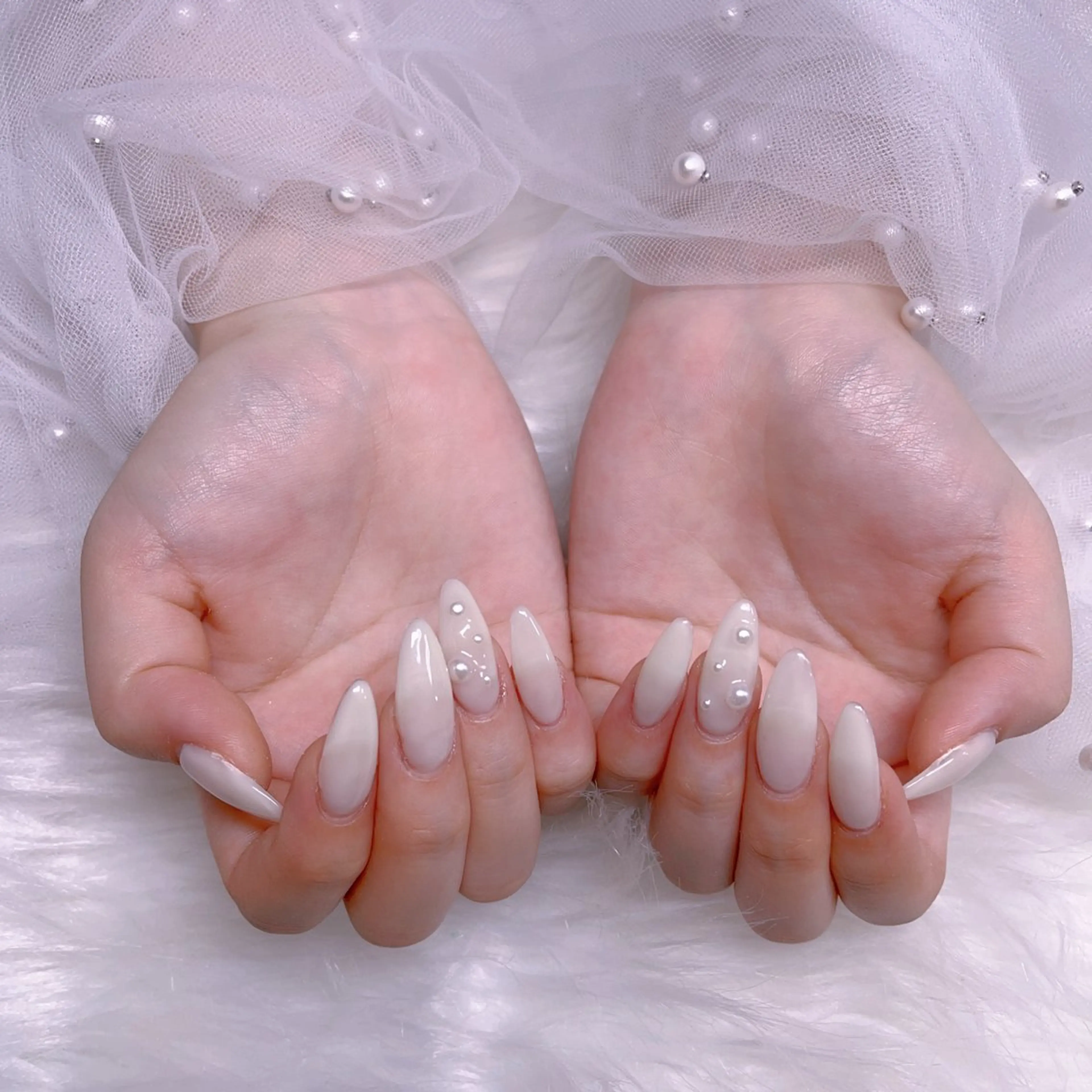 メンズ ネイル アートネイル フレンチネイル ジェルネイル キラキラネイル パラジェル ハンドネイル Bloom スカルプ専門店のネイルデザイン