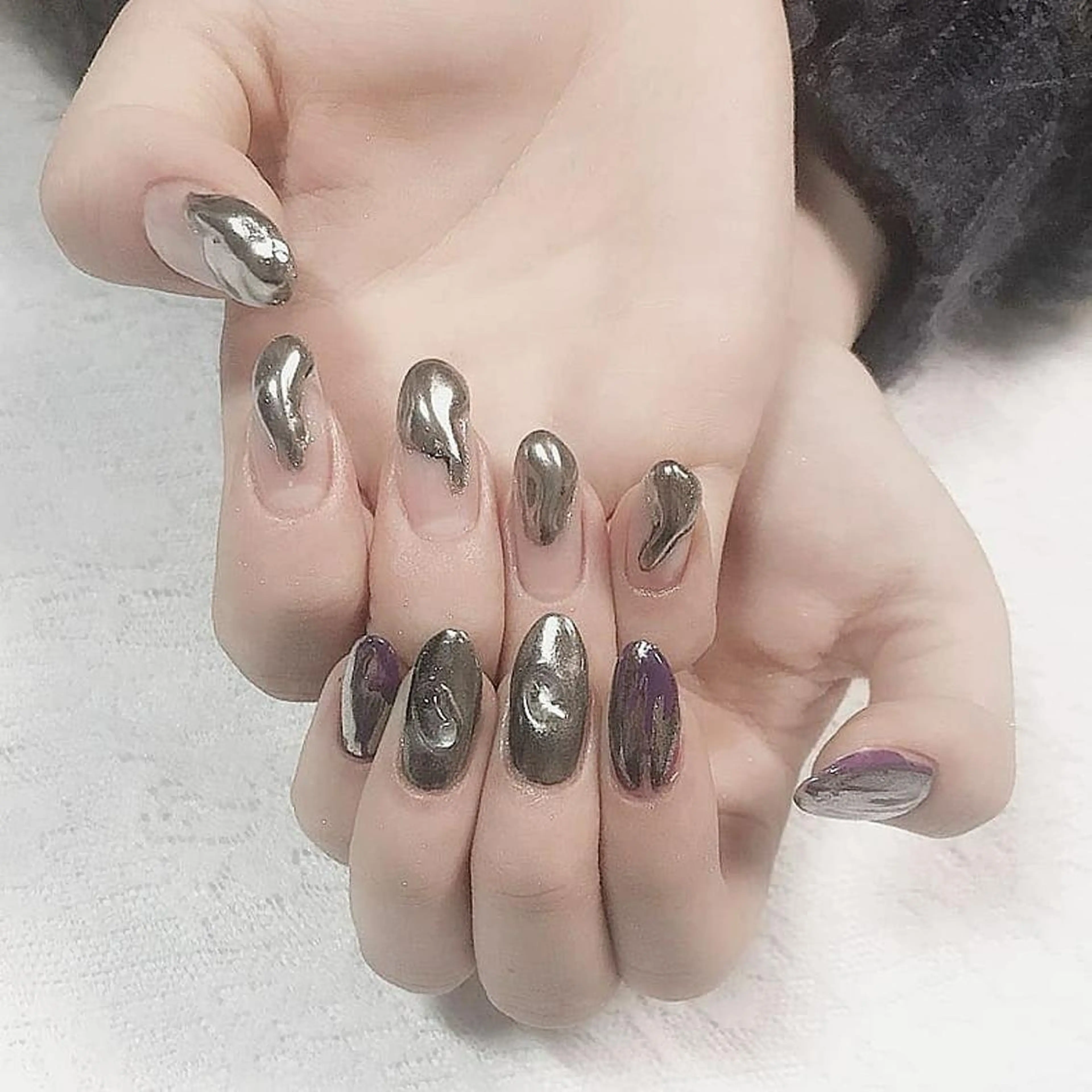 ネイル ミラーネイル ニュアンスネイル ハンドネイル ハンドケア lyly.nail所属・lylynail YUUKAのネイルデザイン