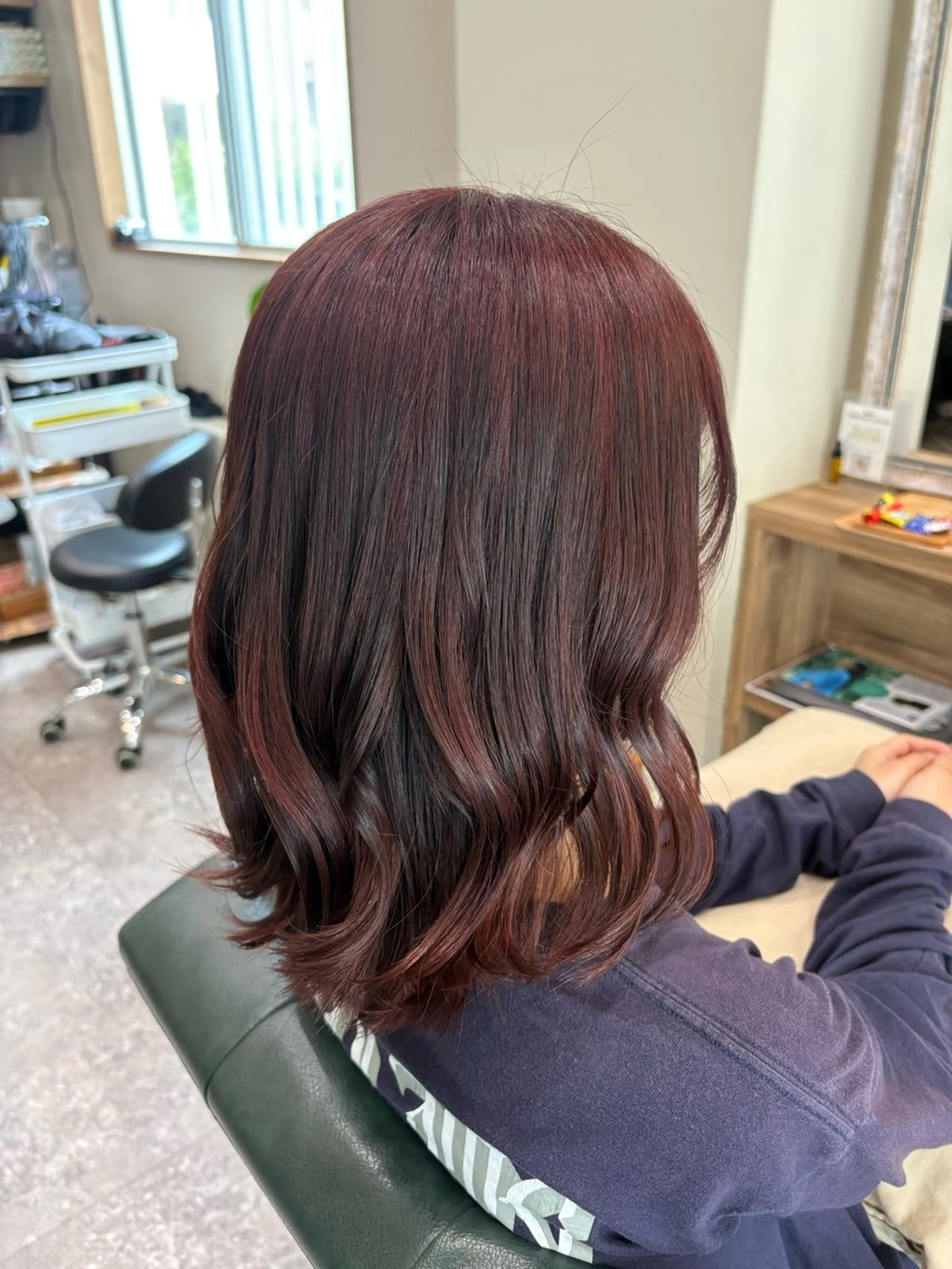 ミディアム ヘアカラー teto コハルのヘアスタイル