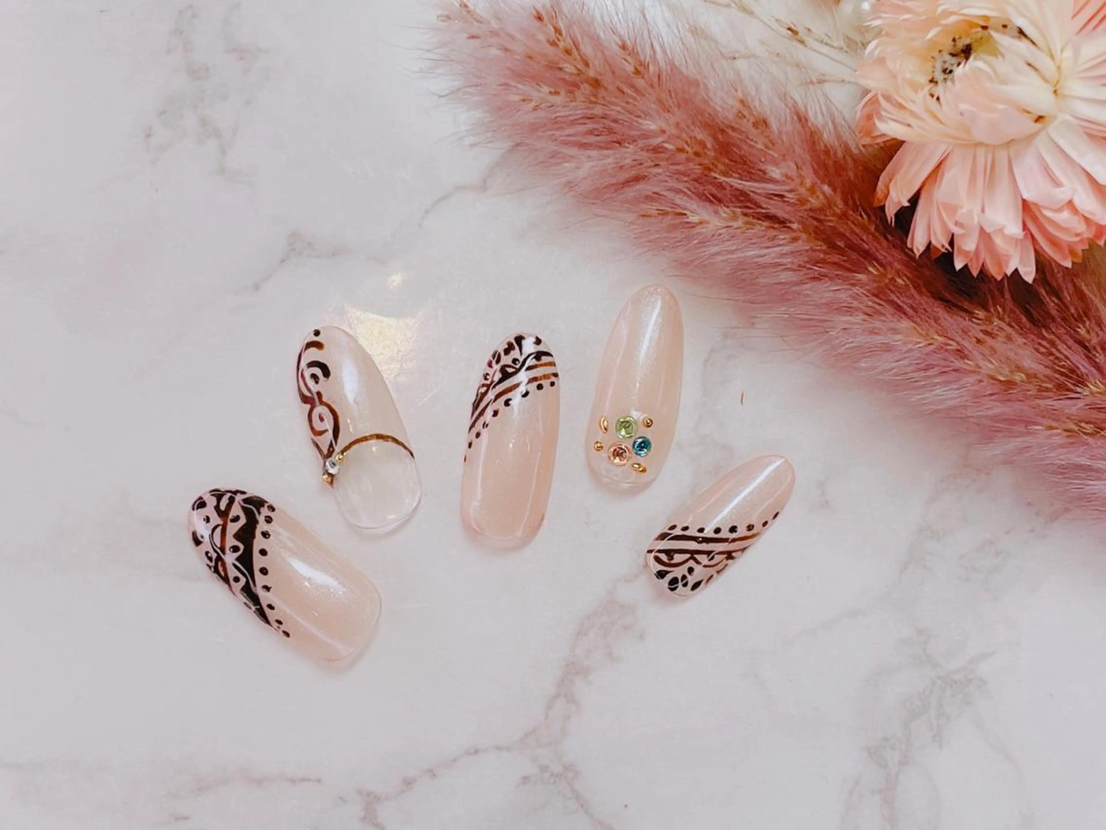 ネイル SINCERELY シンシアリー🌈のネイルデザイン