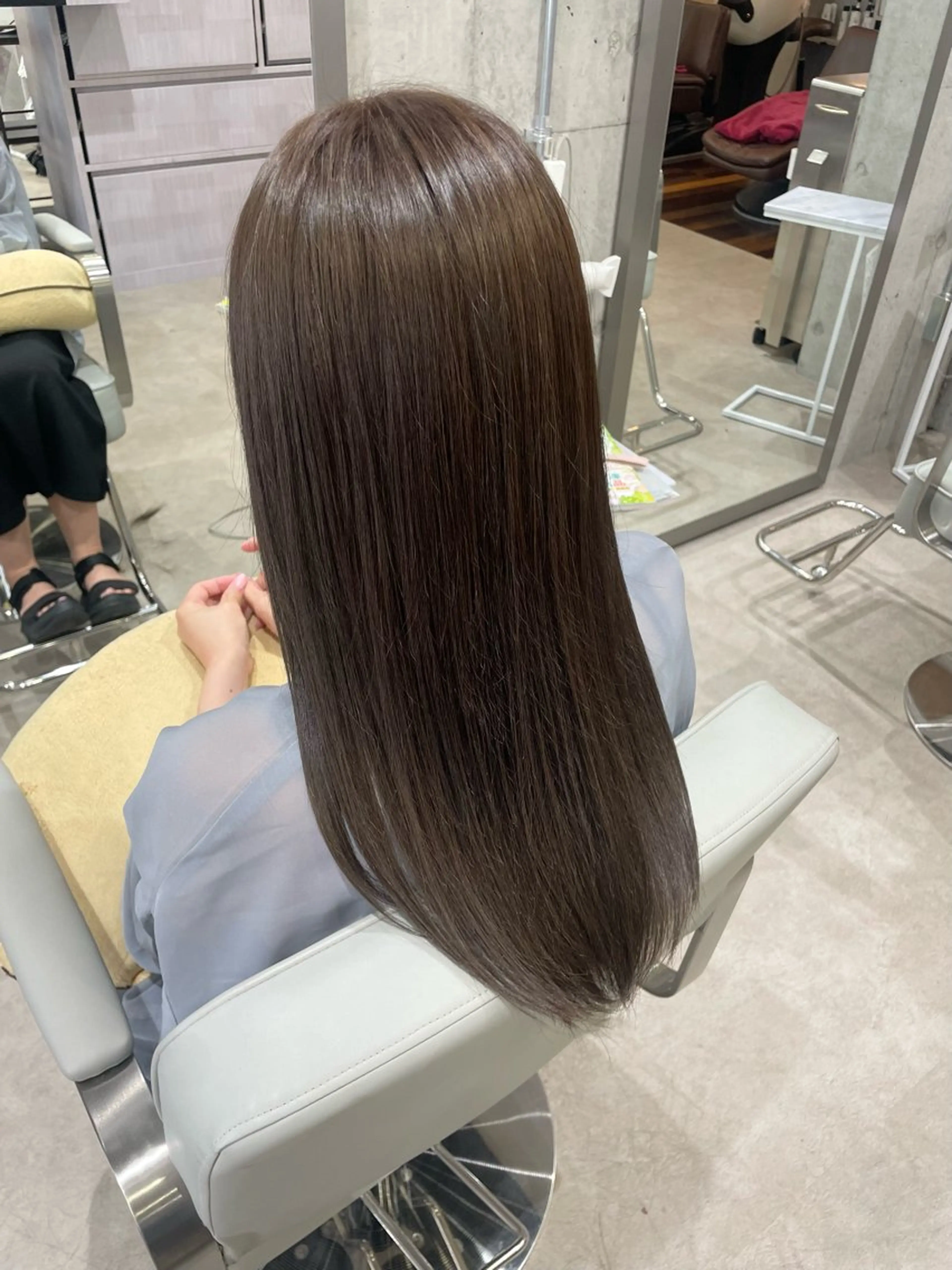 ロング カラー アッシュ アッシュグレー アッシュグレージュ グレージュ ヘアカラー トリートメント MASHIRO💎 天神/大名のヘアスタイル