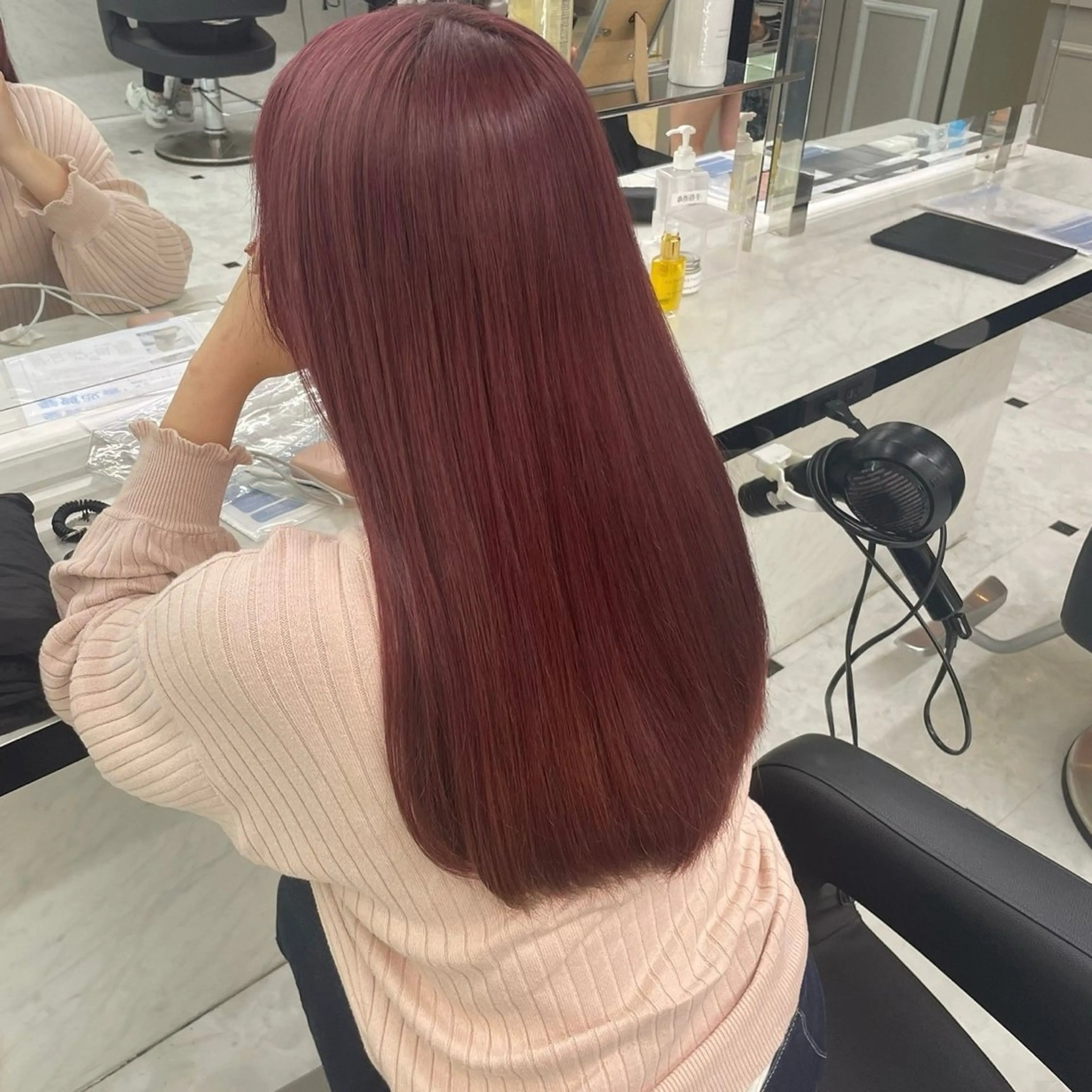 ロング カラー カット ヘアカラー 【直前割】透ける艶髪 ♡ストレートのヘアスタイル