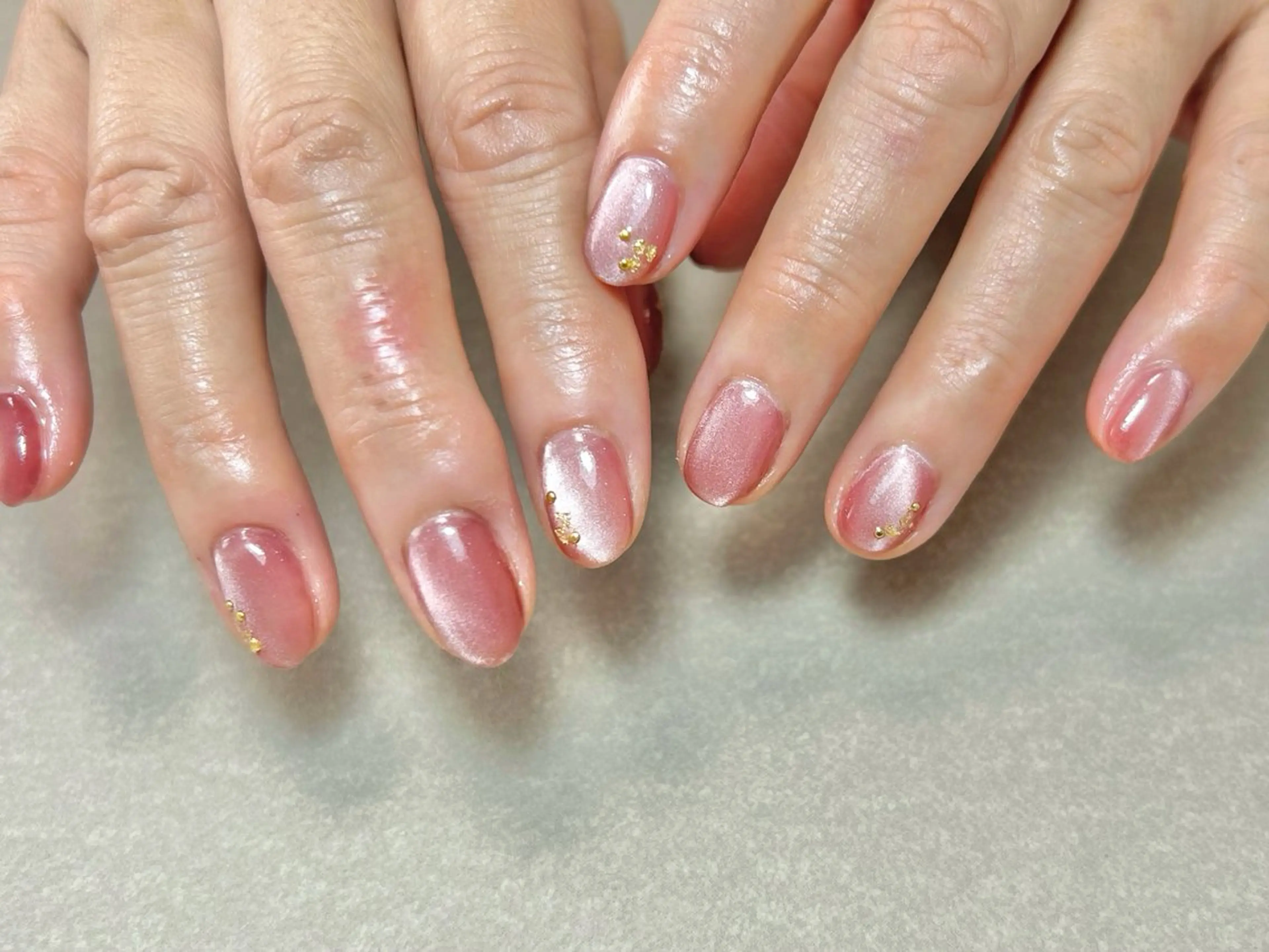 ネイル マグネットネイル ピンク ハンドネイル amo_nail 岡山市南区自宅ネイルのネイルデザイン