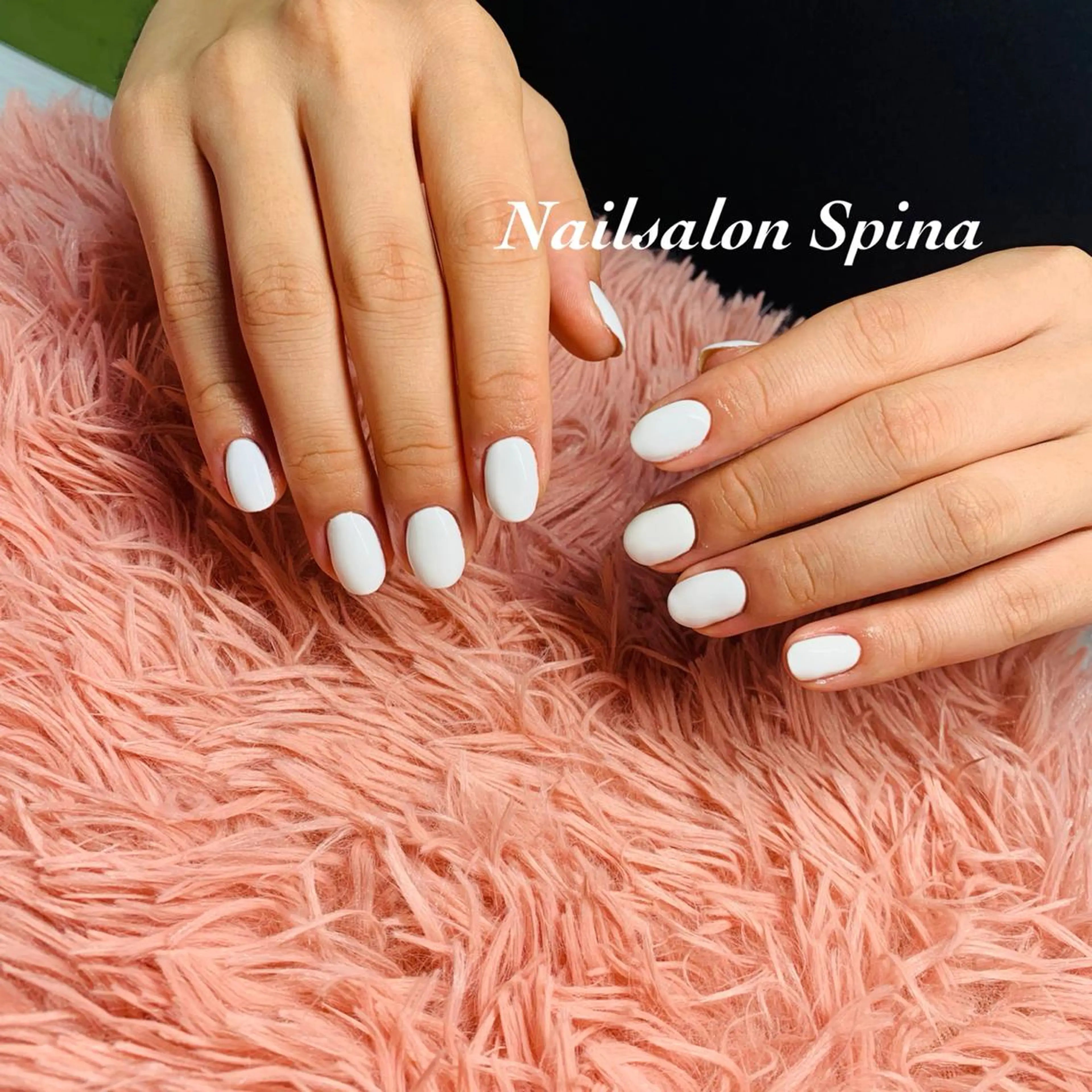 ネイル アートネイル ジェルネイル ワンカラーネイル シンプルネイル ホワイト Nailsalon Spina 琴美のネイルデザイン