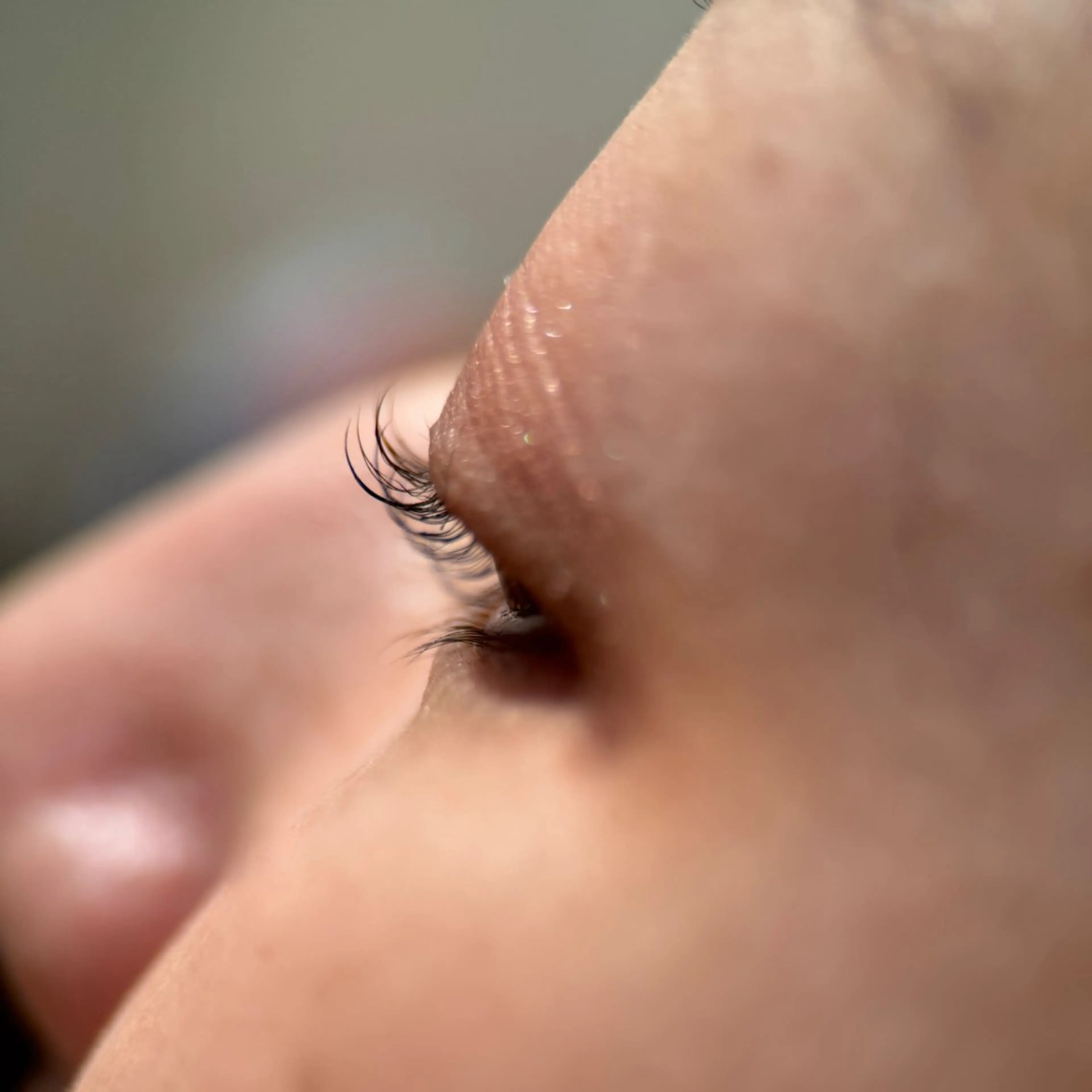 マツエク・マツパ Hau’oli所属・Hau’oli Hirayamaの眉毛・アイブロウイメージ