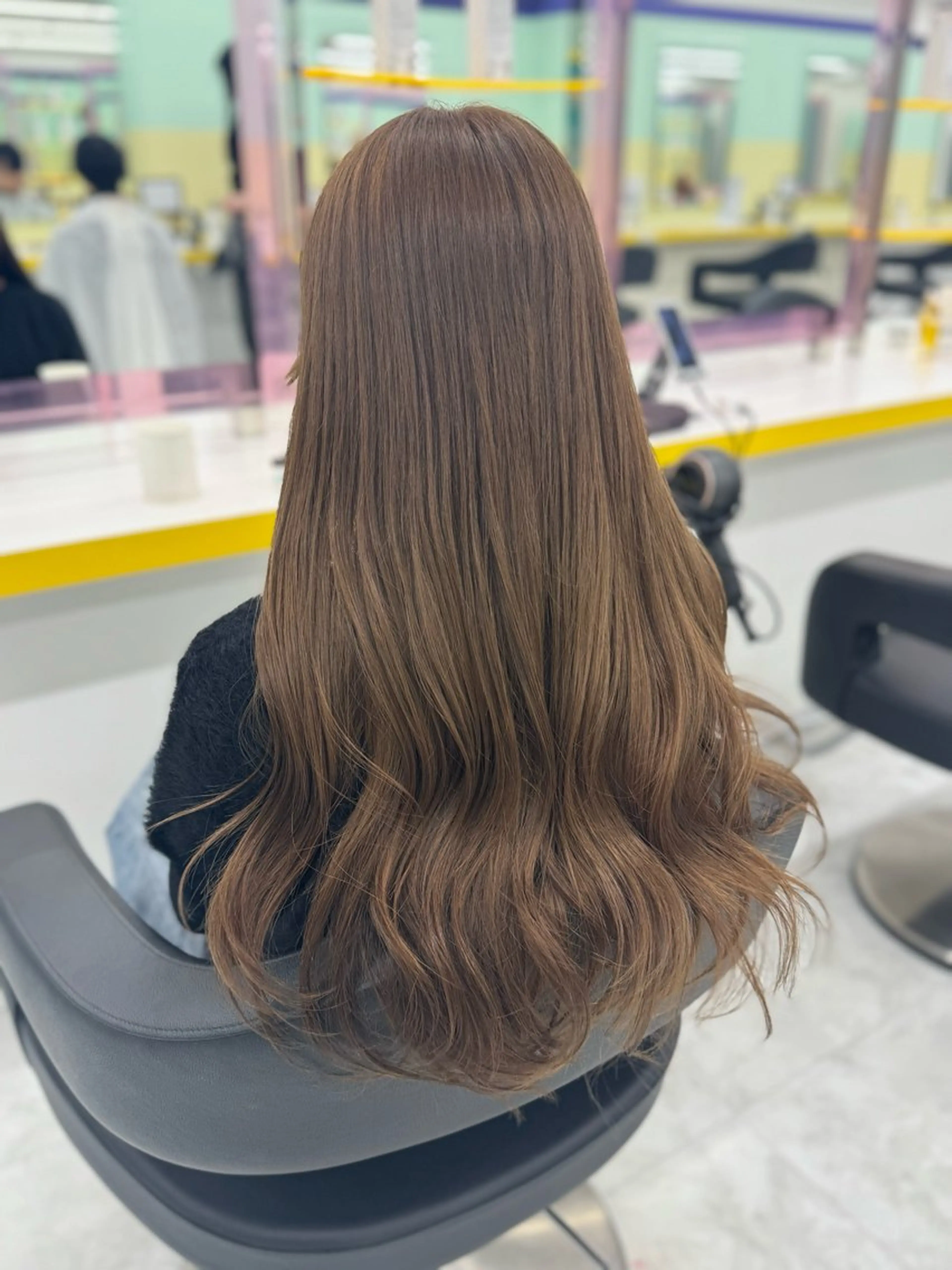 ロング カラー ヘアカラー ☁️透明感✖️ トレンド☁️りくのヘアスタイル