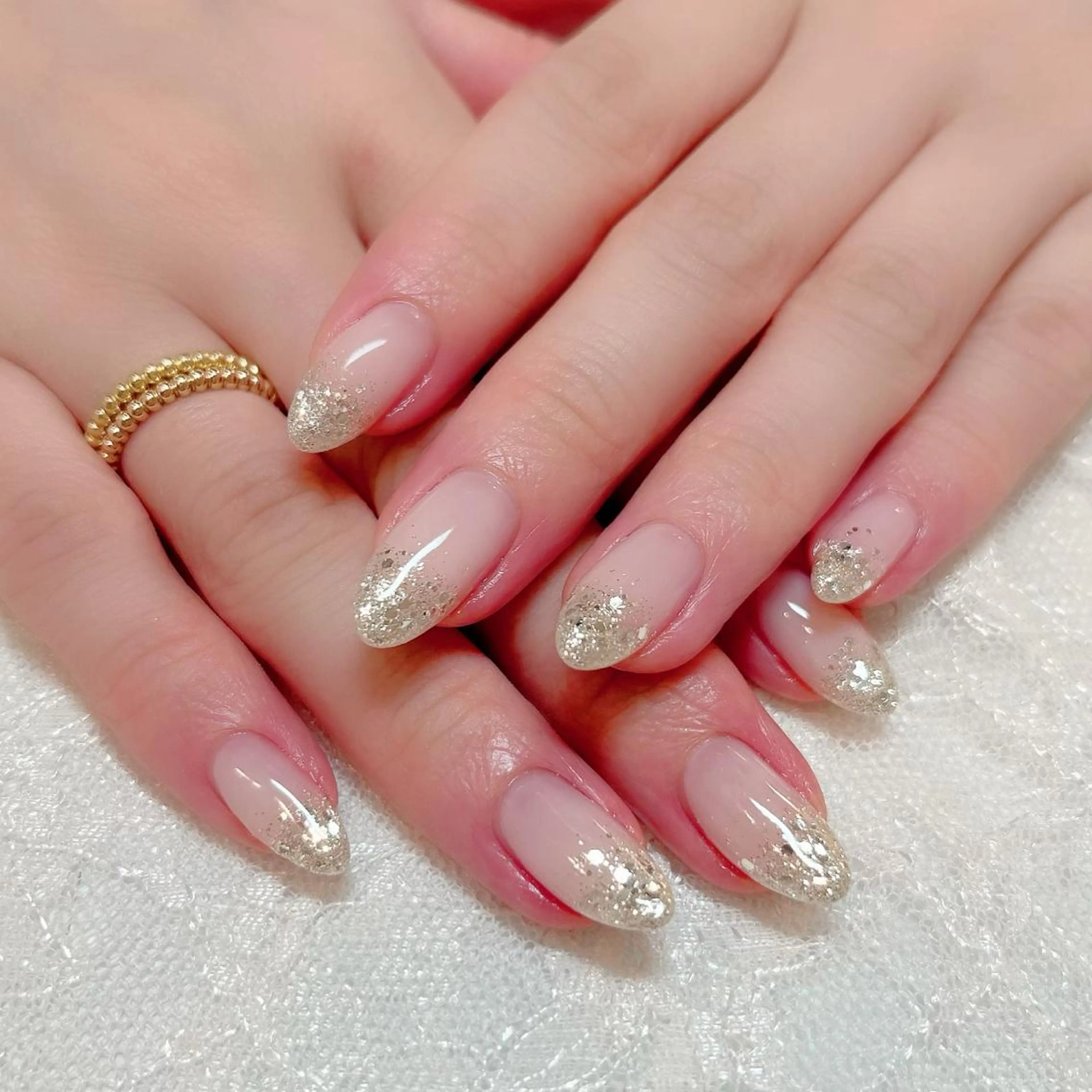 ネイル グラデーション ラメ(グリッター) ラメグラデーション ハンドケア aoinail所属・aoi nailのネイルデザイン