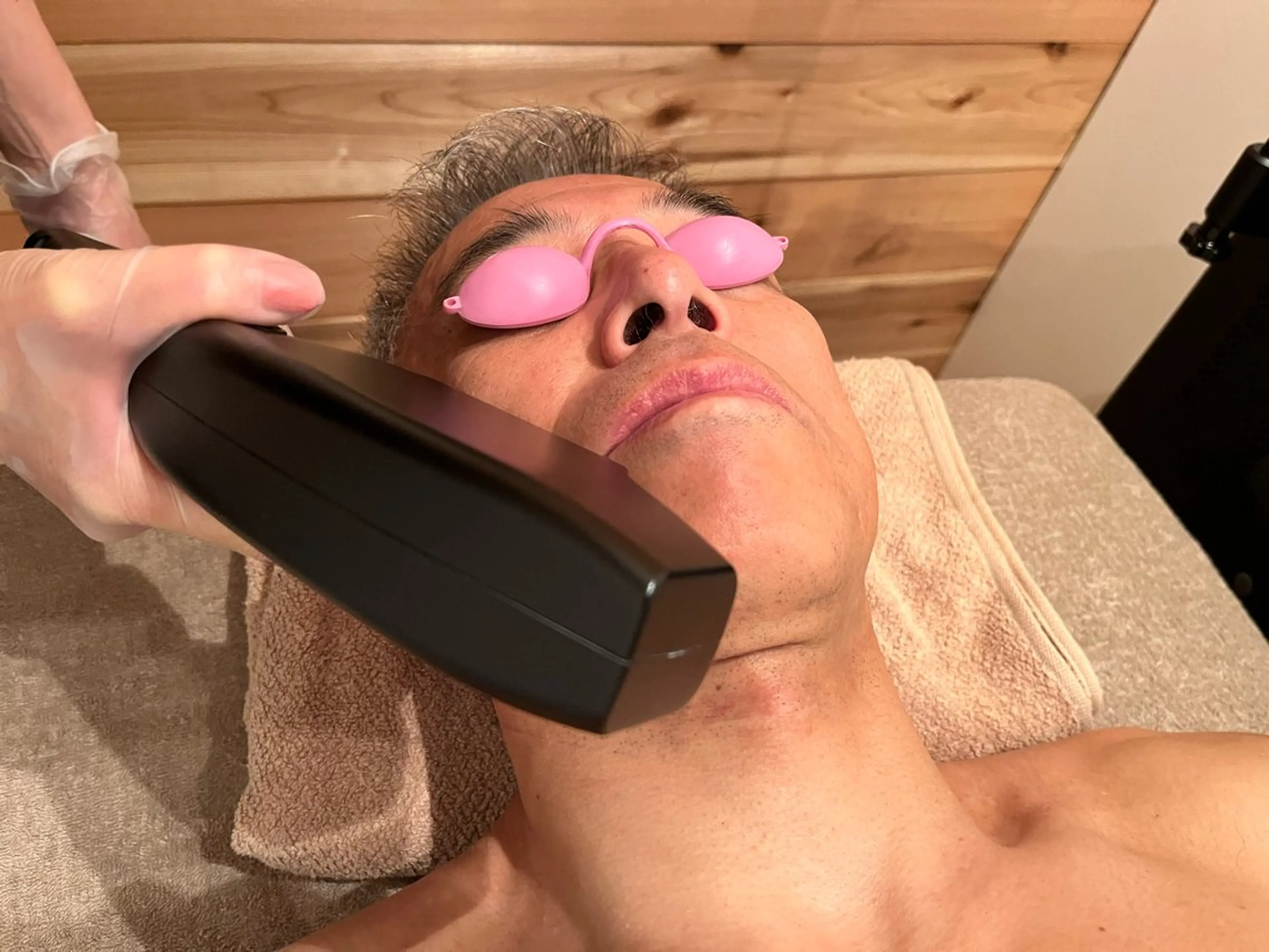 髭1回3600円🥸いつでもこの価格💰の写真