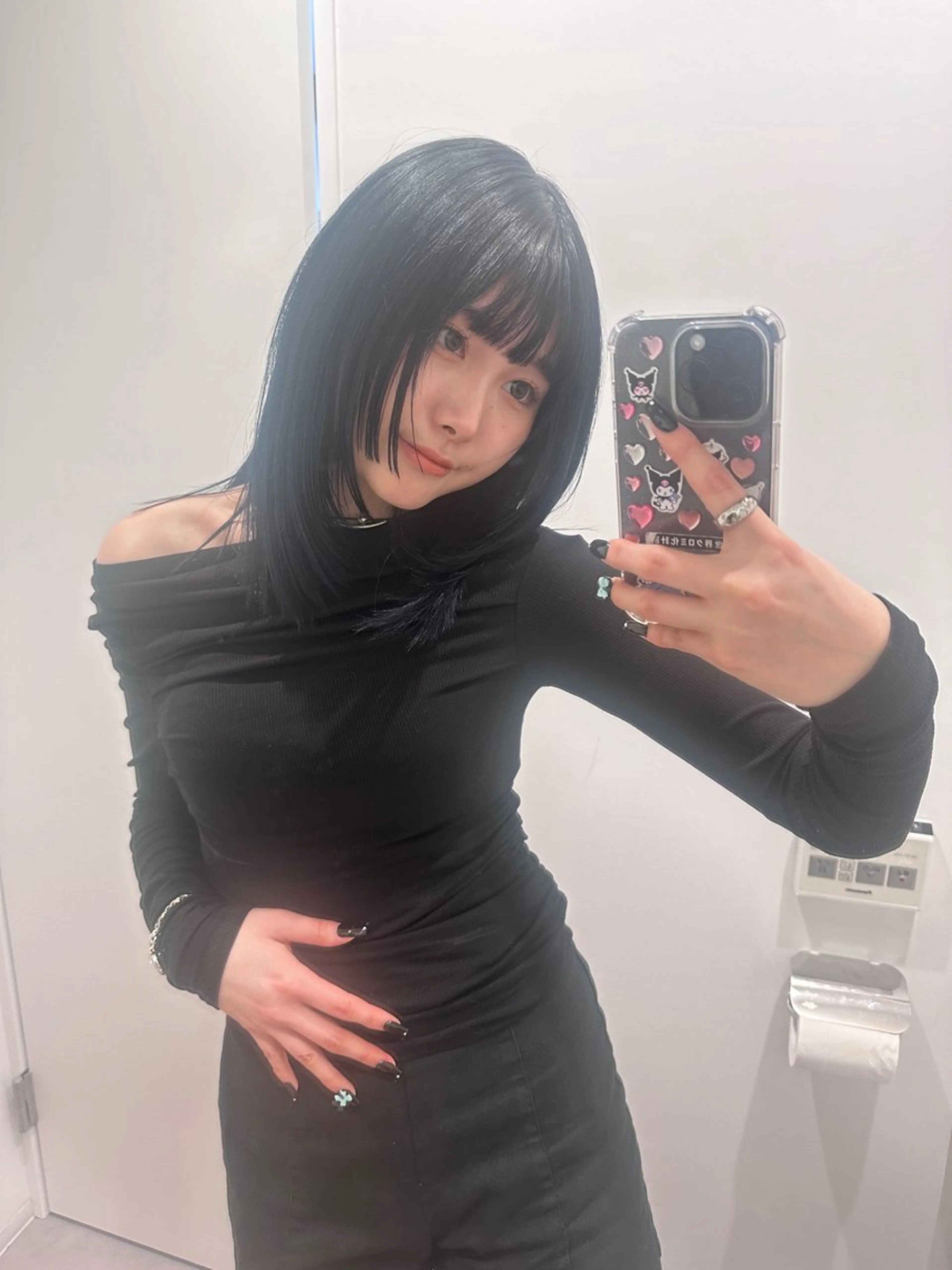 ミディアム カラー カット ヘアカラー トリートメント laff 新宿所属・ボブ/ケアパーマ/ レイヤー/縮毛矯正のヘアスタイル