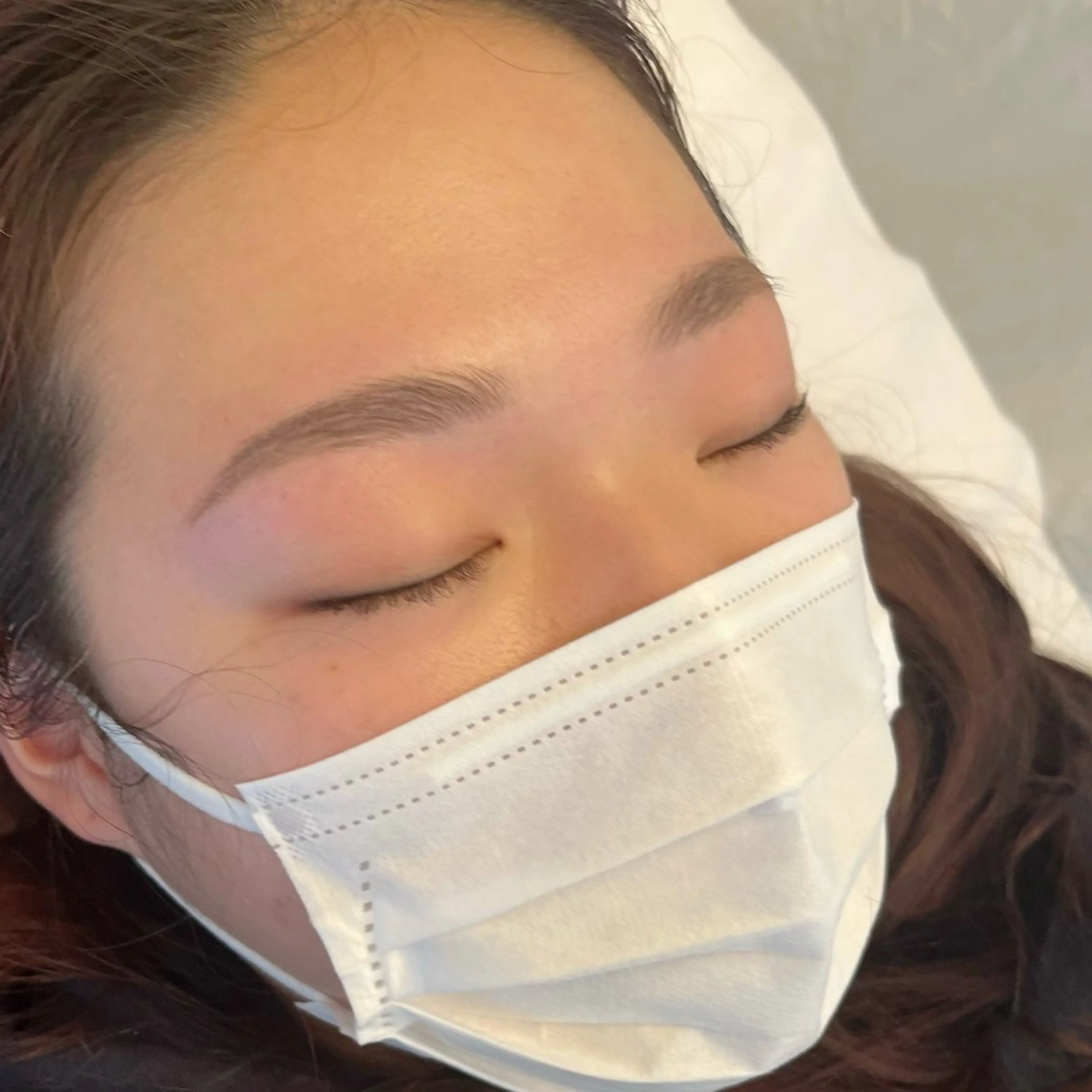 アイブロウ ulu 眉毛ハーブ毛穴肌改善の眉毛・アイブロウイメージ