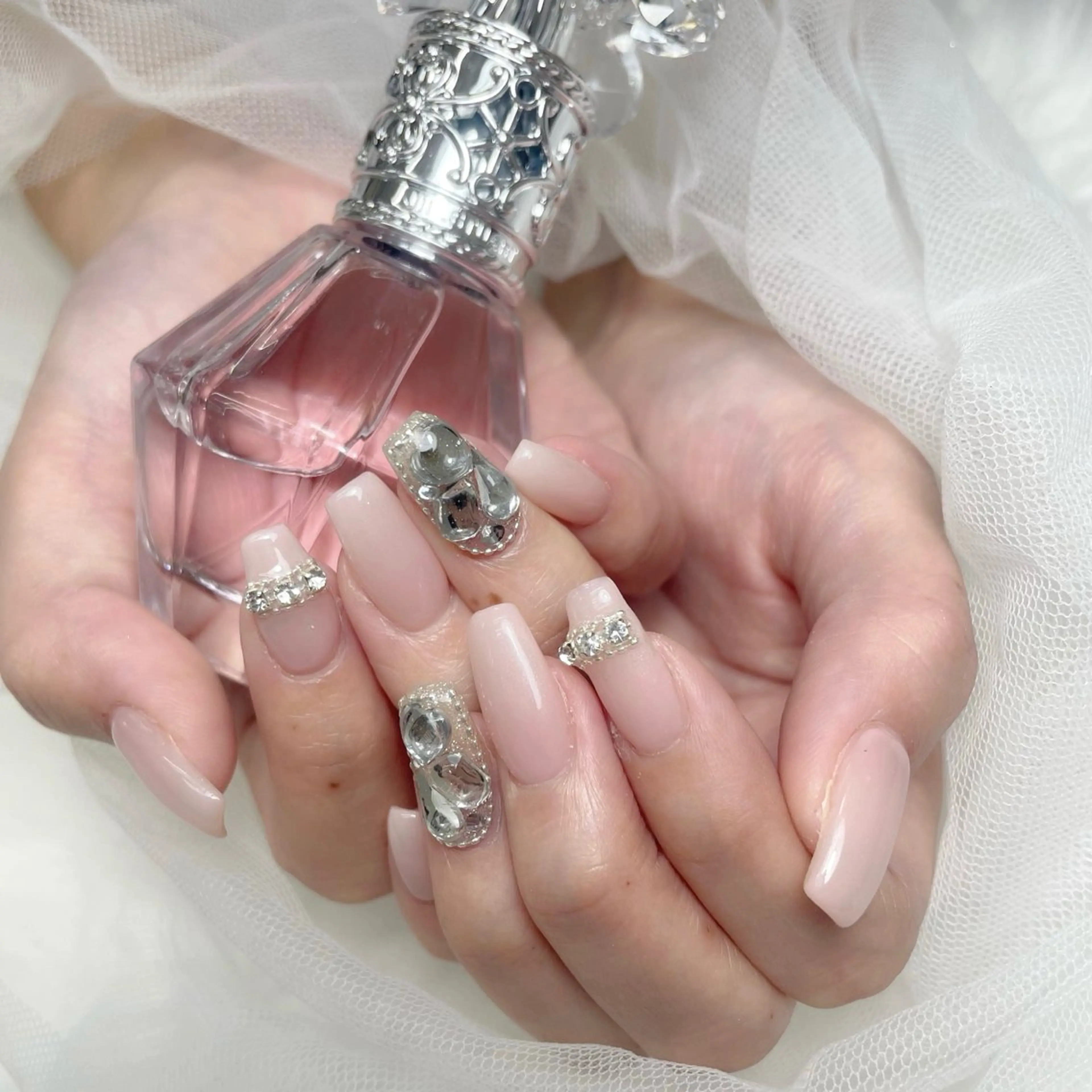 ネイル 持ち込み ハンドネイル PUERTO Renaのネイルデザイン