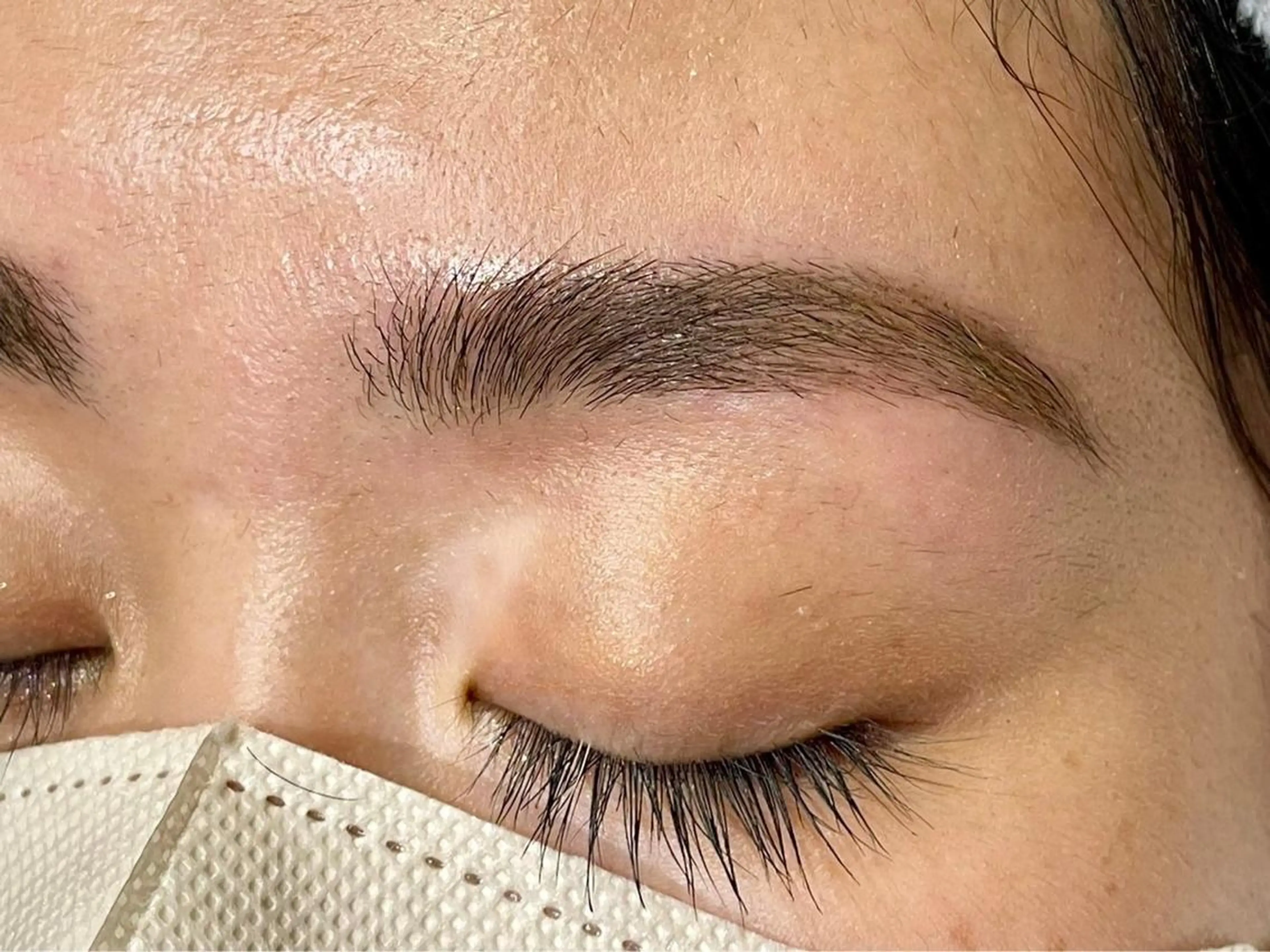 アイブロウ Lily NAOMIのマツエク・マツパデザイン