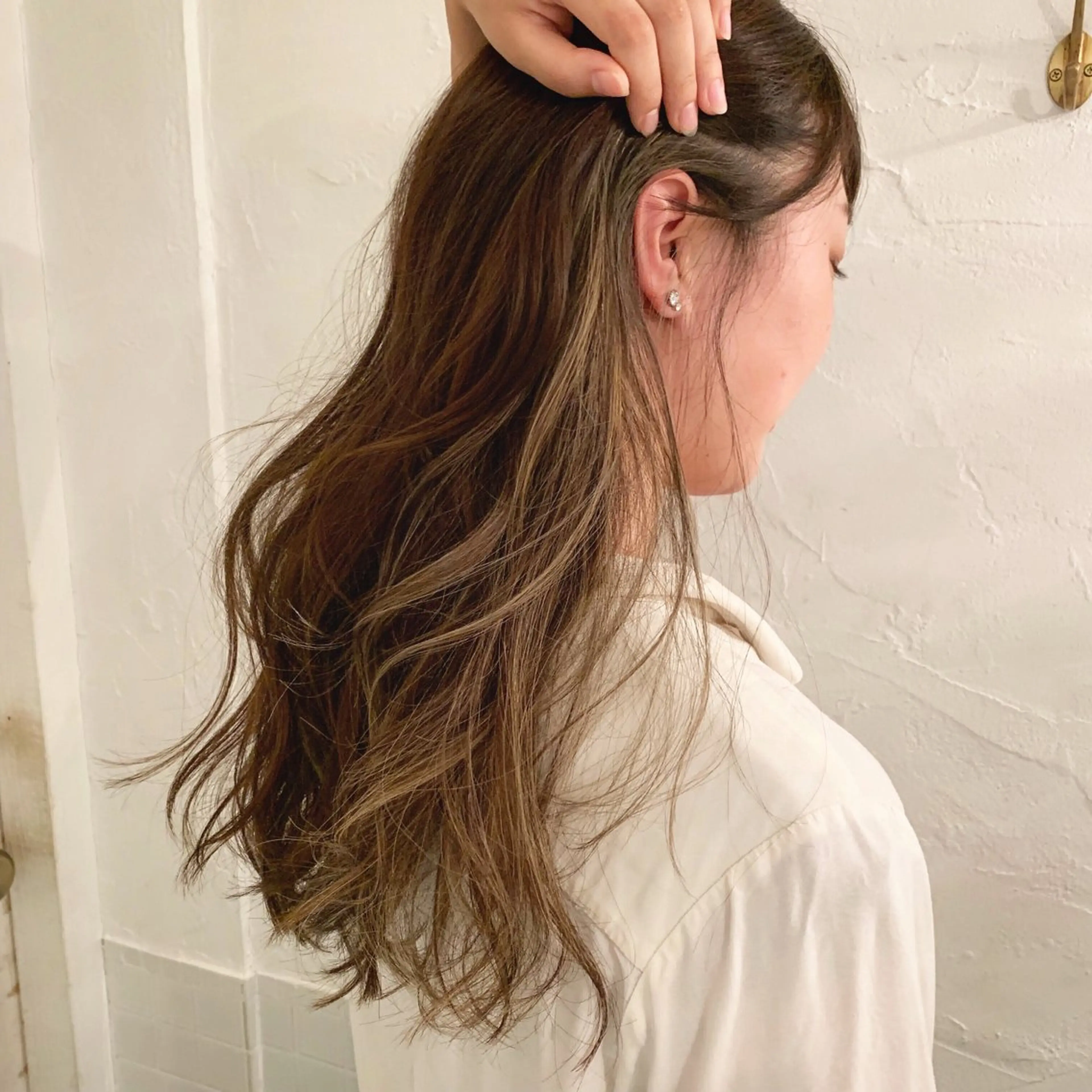 ロング ハイライト カット ヘアカラー トリートメント .side所属・Sa toshiのヘアスタイル
