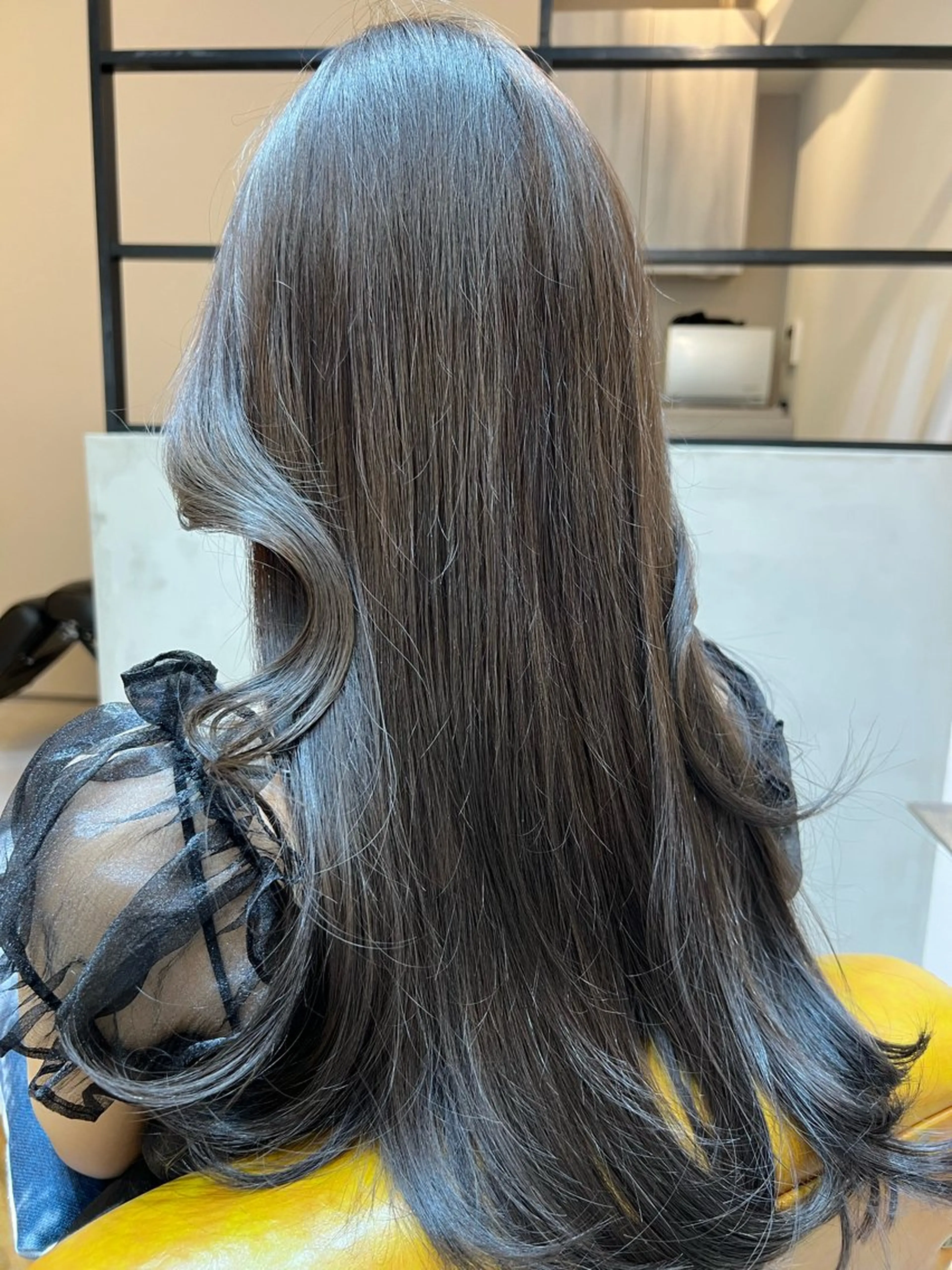 ロング 小山 ヨシタカのヘアスタイル