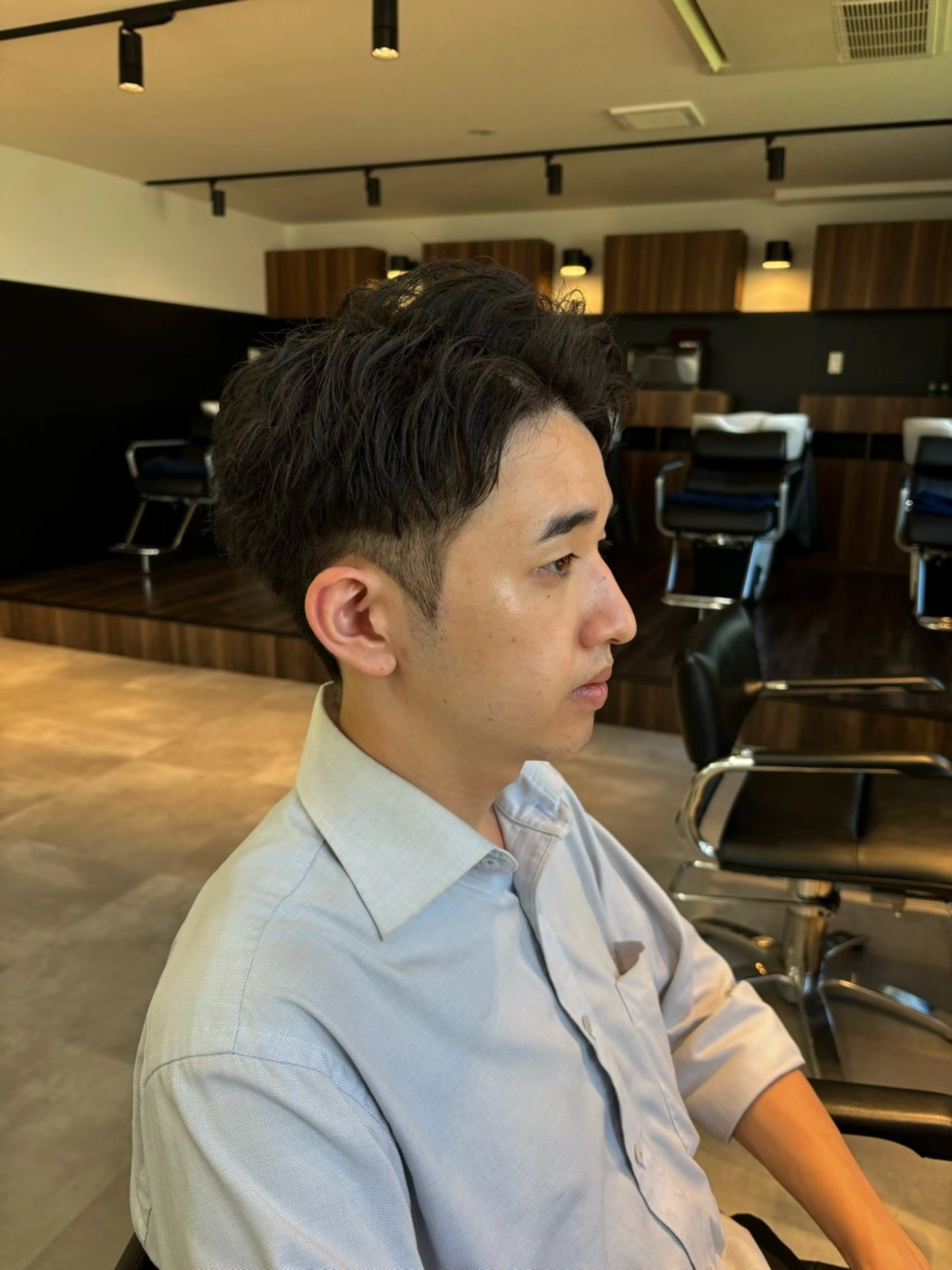 メンズ ビジネス カット フェザーパーマ/韓国 /メンズカット保立のヘアスタイル