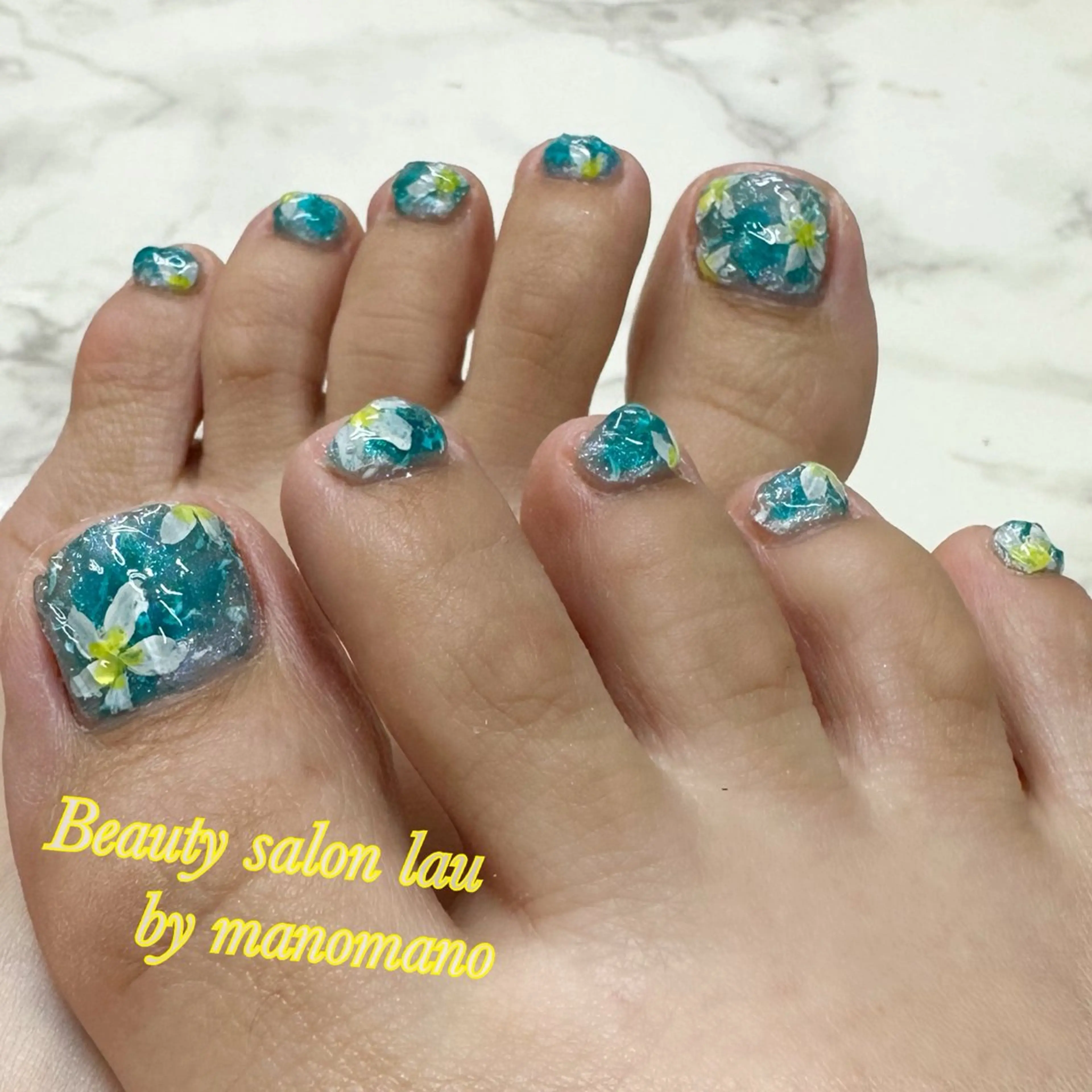 ネイル フットネイル ラウバイマノマノ なかざとのネイルデザイン