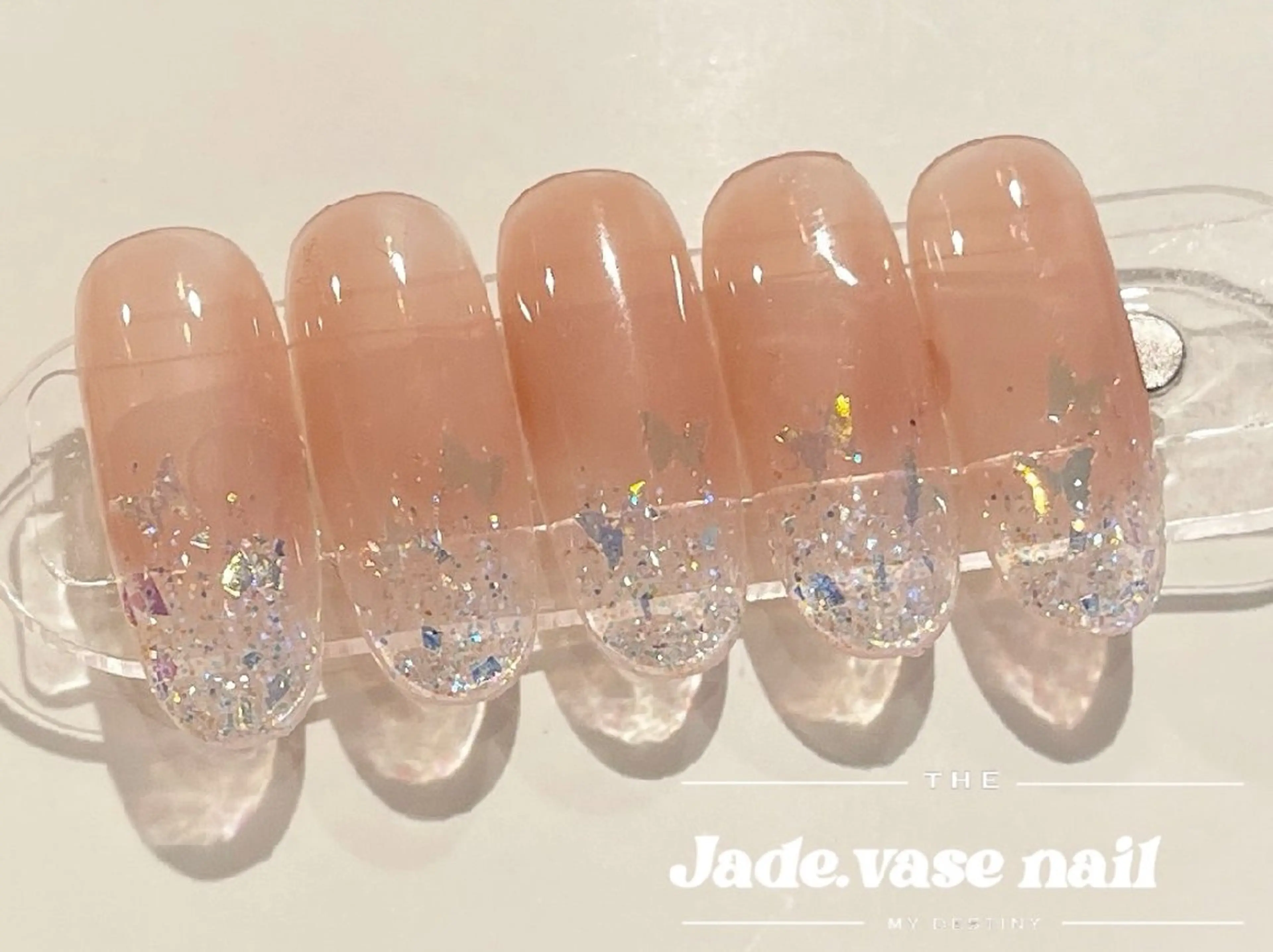 ネイル も りのネイルデザイン