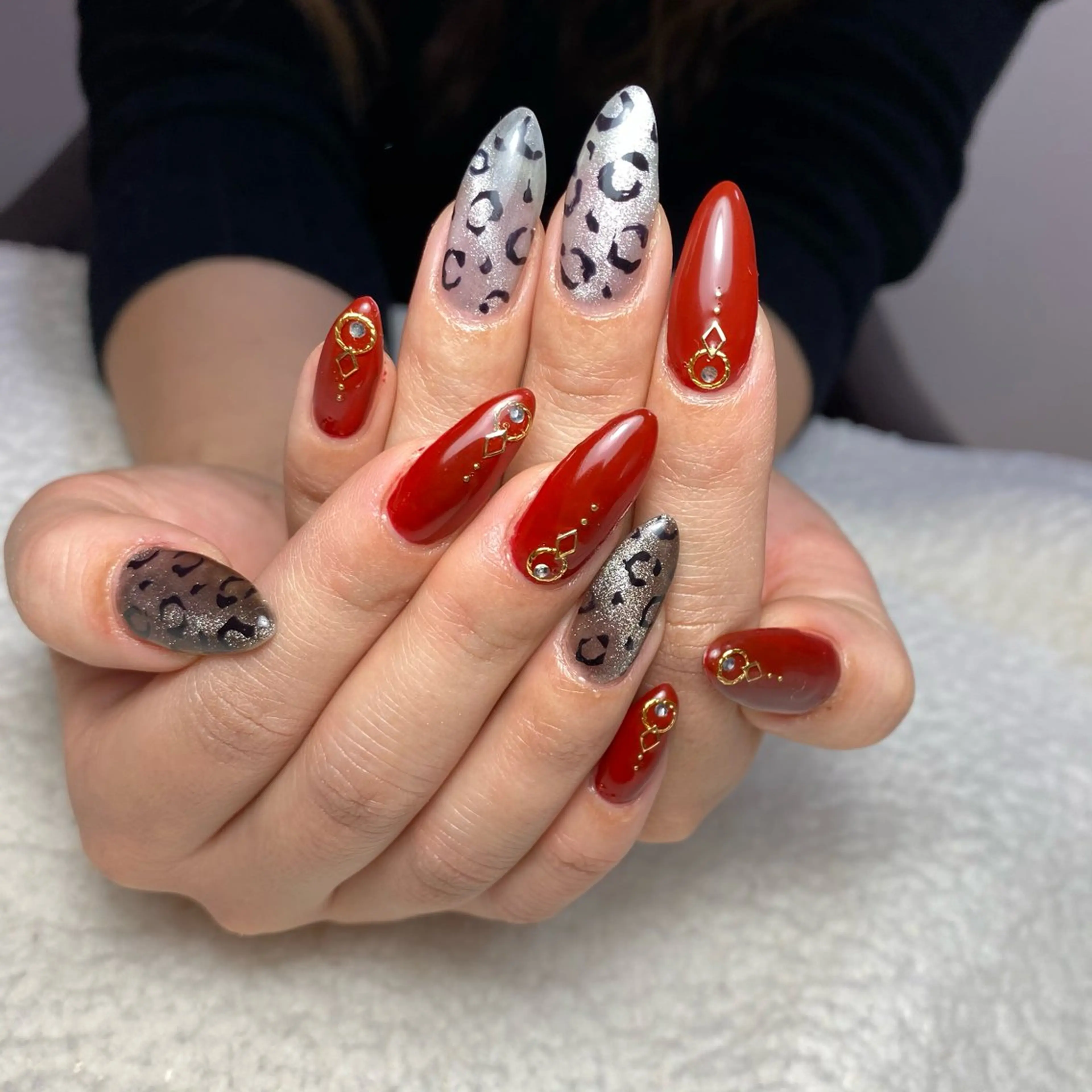 ネイル アニマル柄 マグネットネイル ハンドネイル COCO+所属・COCO +のエステ・リラクイメージ