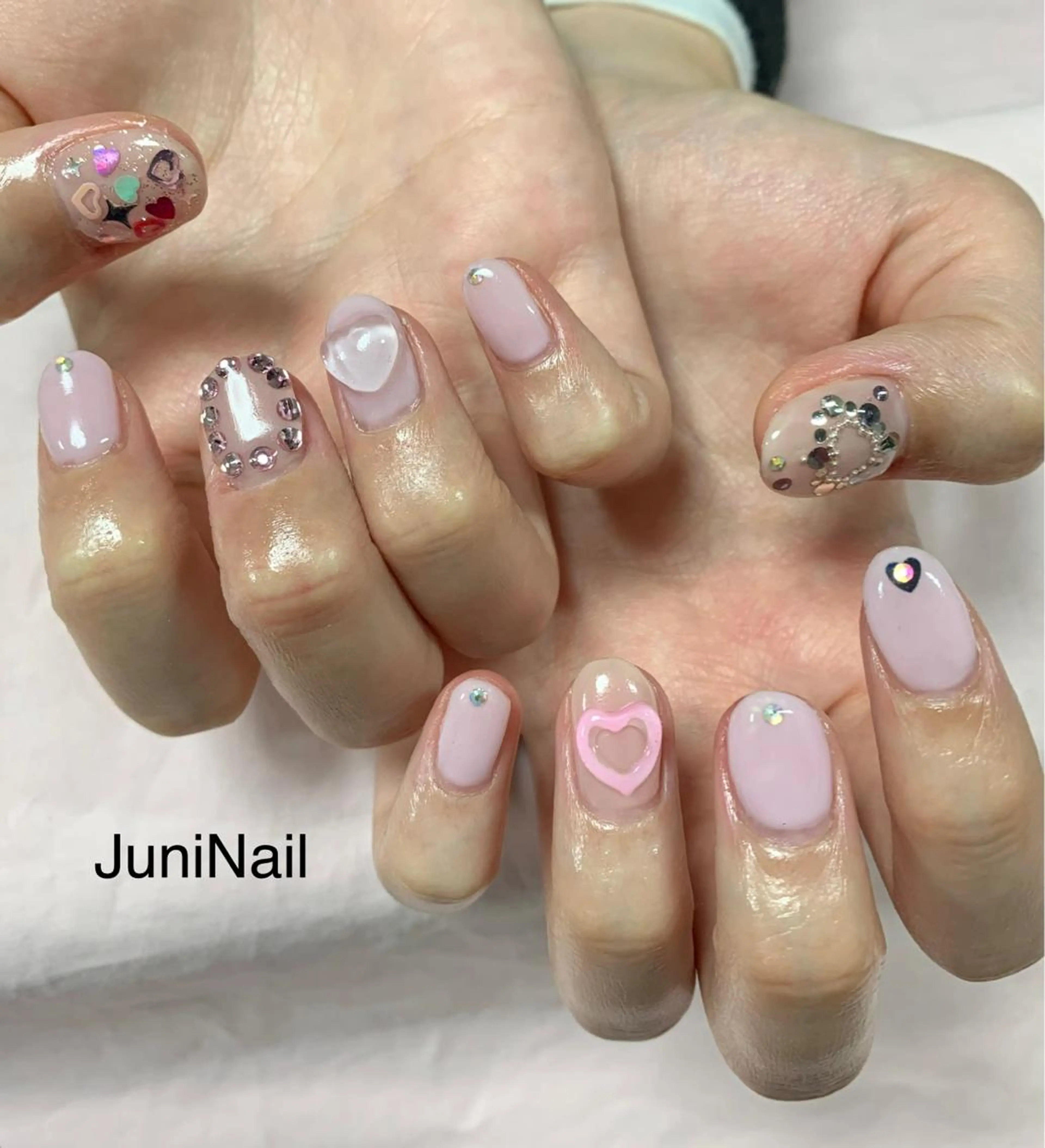 ネイル オーロラネイル クリアネイル 氷ネイル・うるうるネイル 韓国ネイル ニュアンスネイル ハンドネイル JuniNail 주니네일🇰🇷suのネイルデザイン