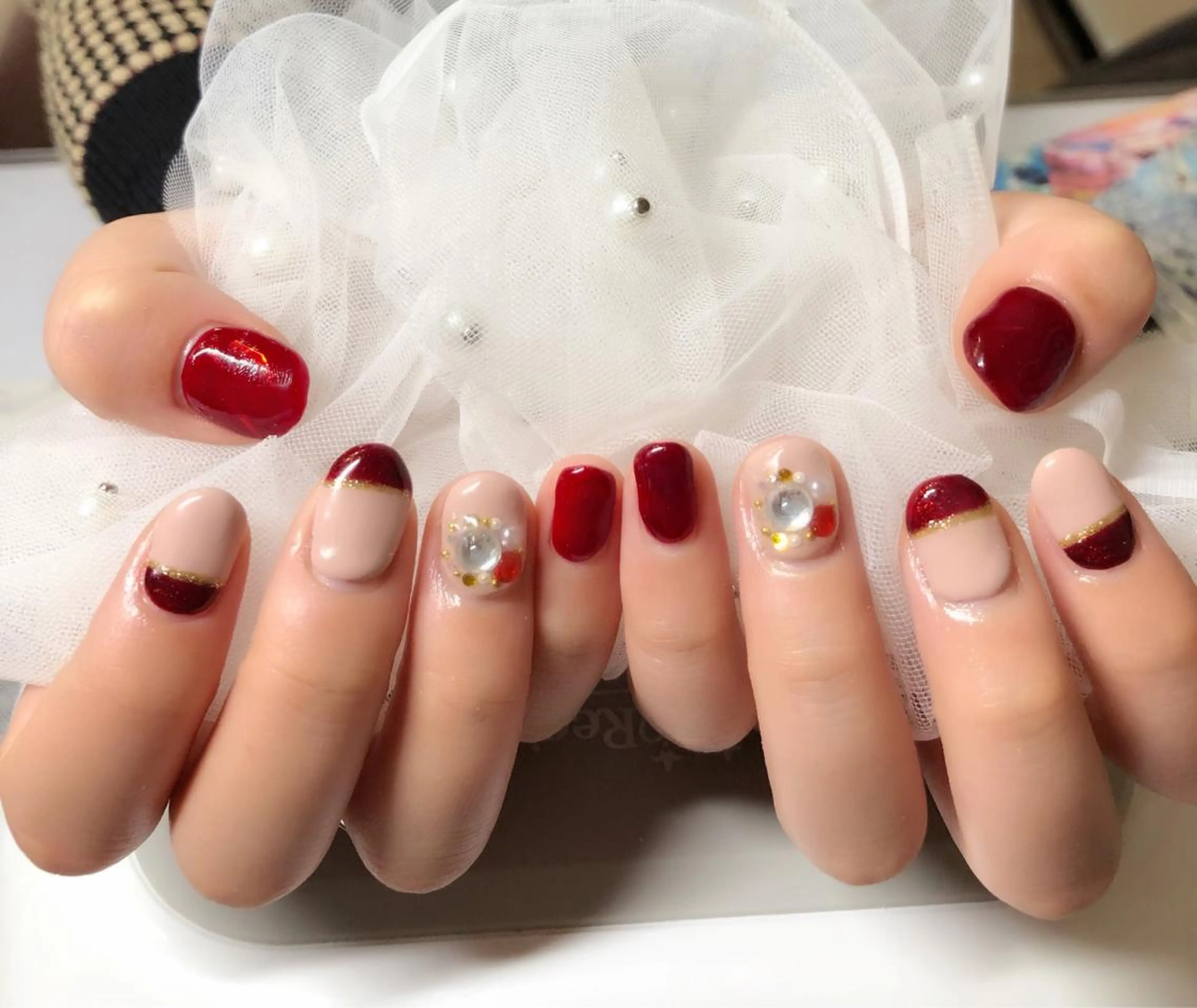 ネイル ハンドネイル マジックミラー所属・マジック ミラーのネイルデザイン