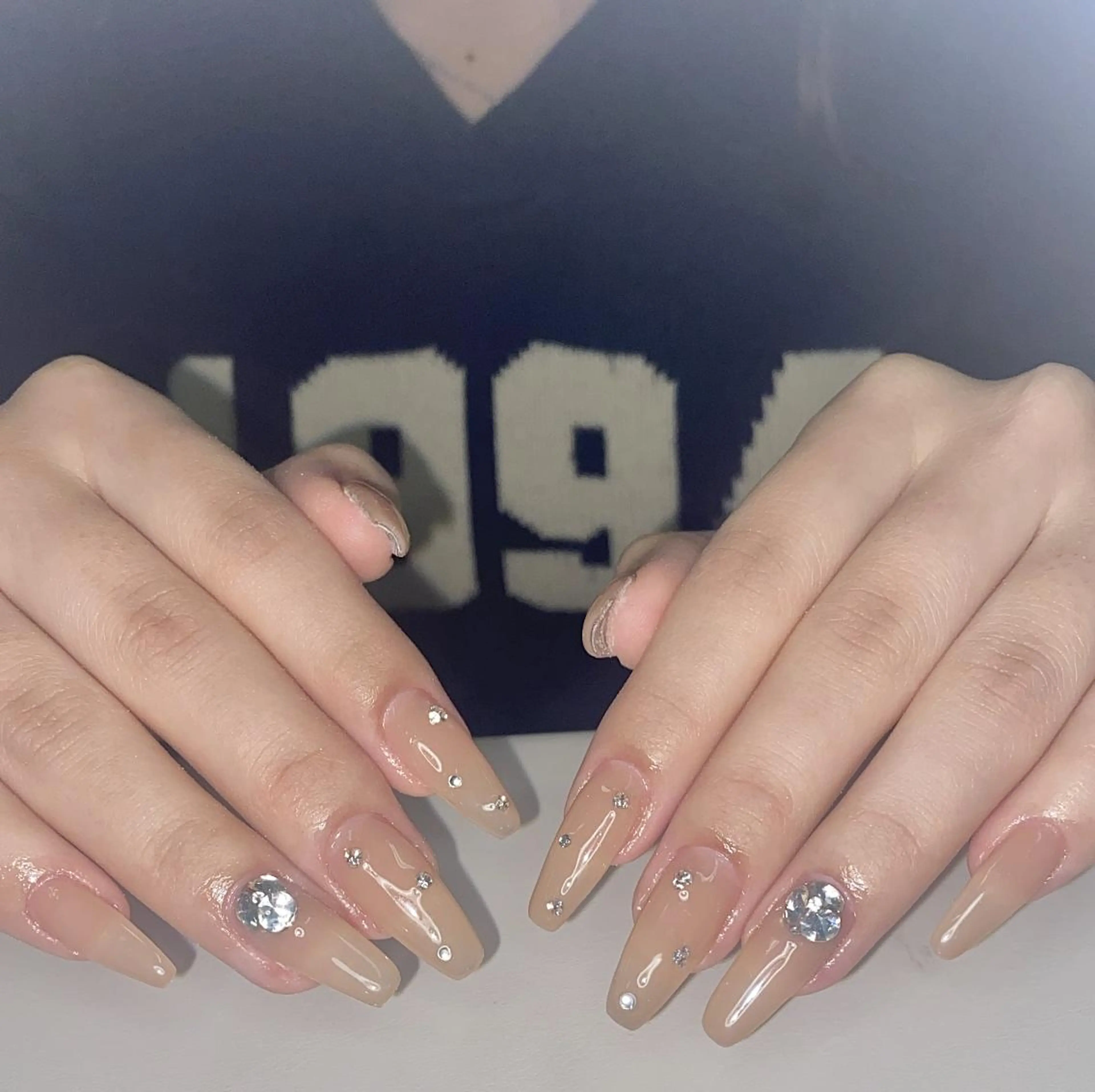 ネイル 長さ出し ネイルチップ Queens ゲンのネイルデザイン